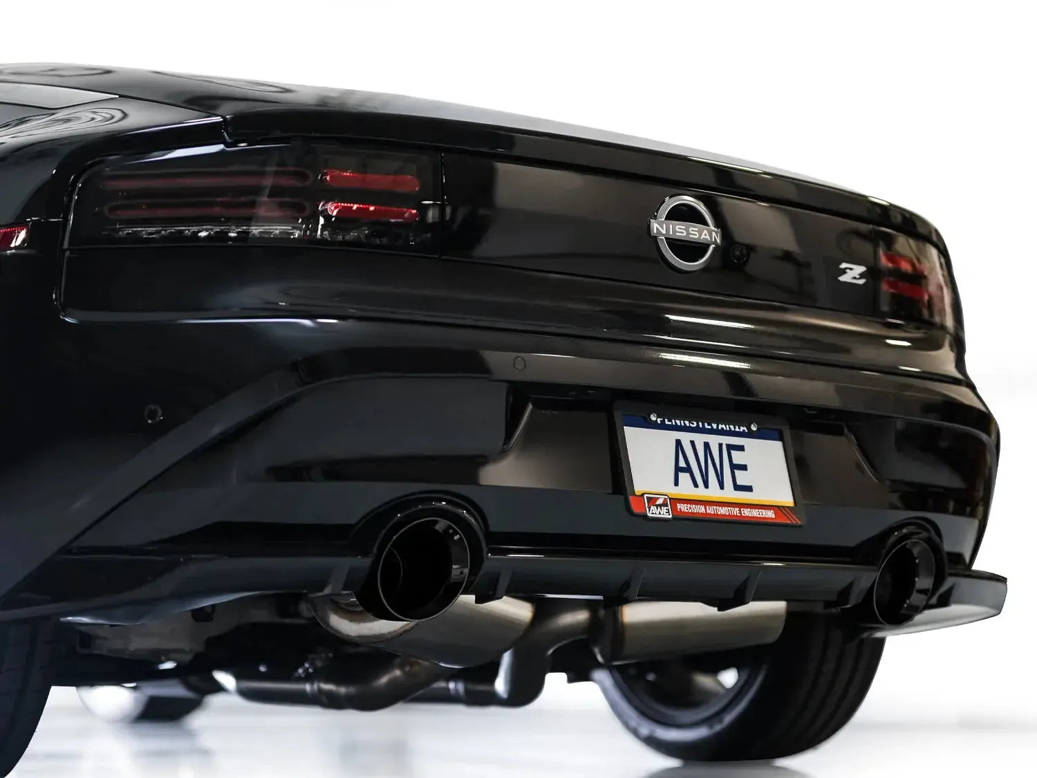AWE Tuning Cat Back Touring Exhaust w/ Diamond Black Tips Nissan Z 2023-2025 | 3015-33400