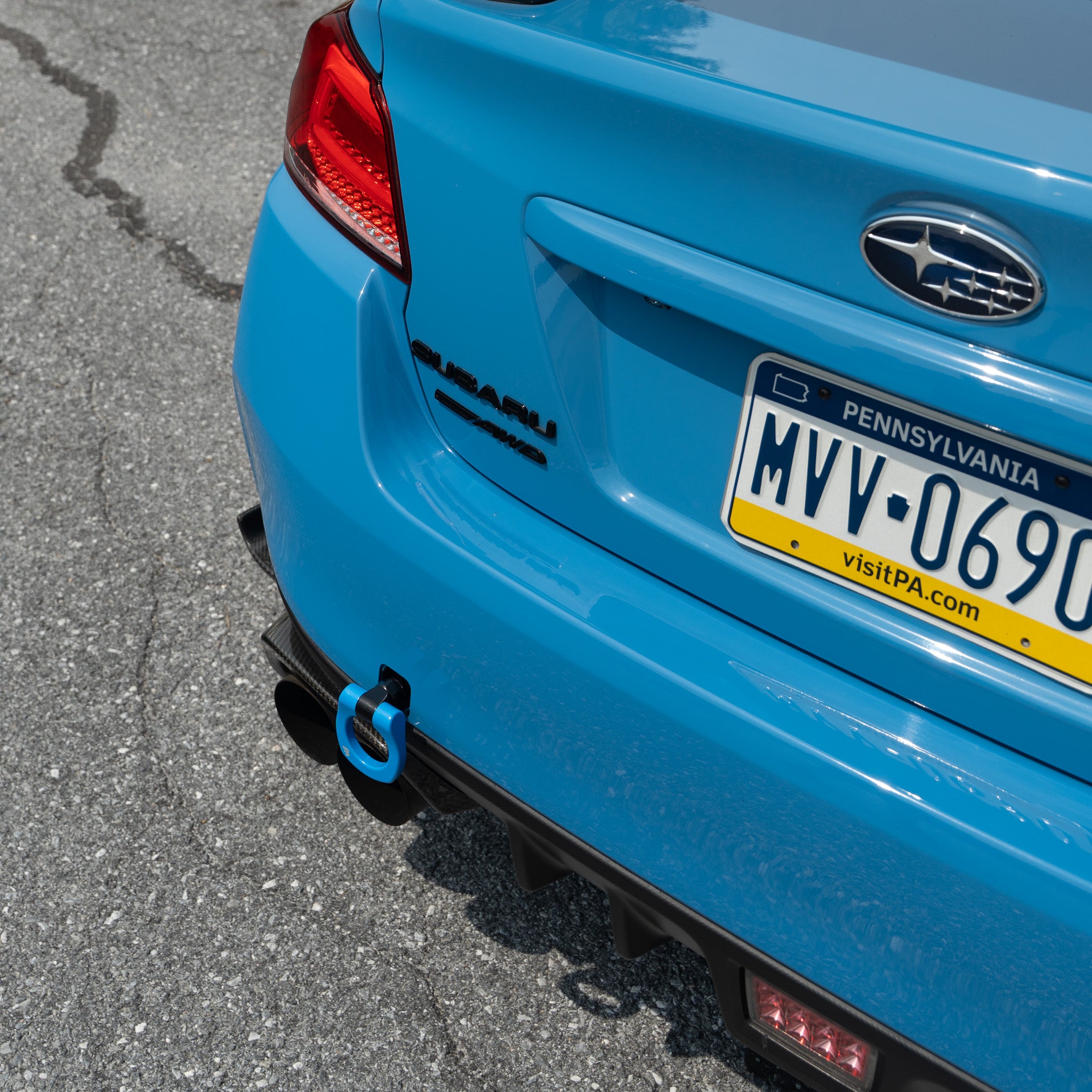 BilletWorkz Tow Hook Rear - Hyper Blue Subaru WRX / STI 2015-2017 | BW-TOW-SUB-VA1-R-HYBL