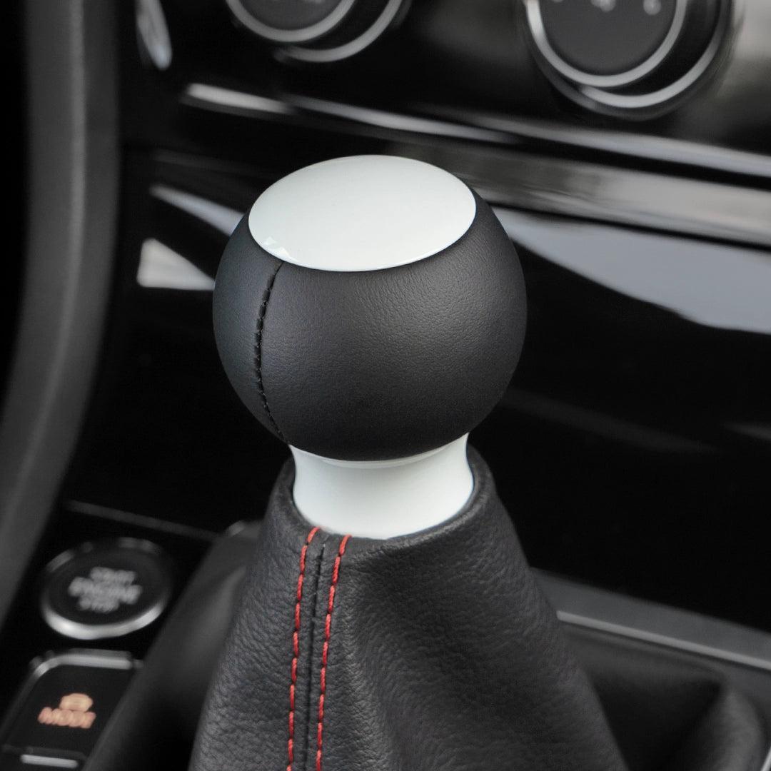 Billetworkz Fusion Weighted Shift Knob 6-Speed Leather Gloss White Subaru WRX 15-26 / STI 04-21 | BW-KNB-SUB6-VEL6-GWHT-FUL