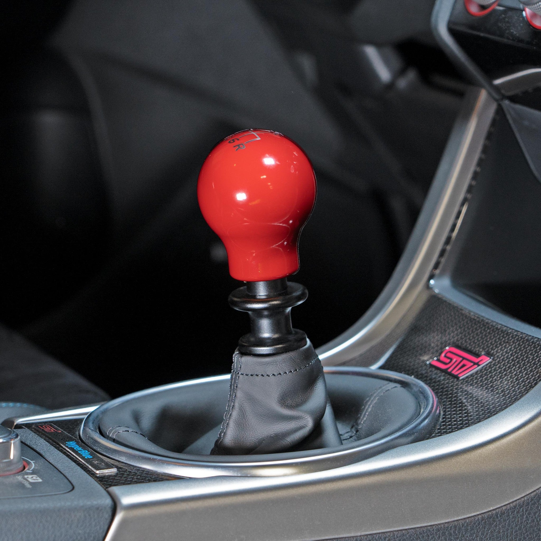 Billetworkz Weighted Shift Knob 6-Speed Lightbulb Gloss Red Subaru WRX 15-26 / STI 04-21 | BW-KNB-WRX6-VEL6-GRED-LB
