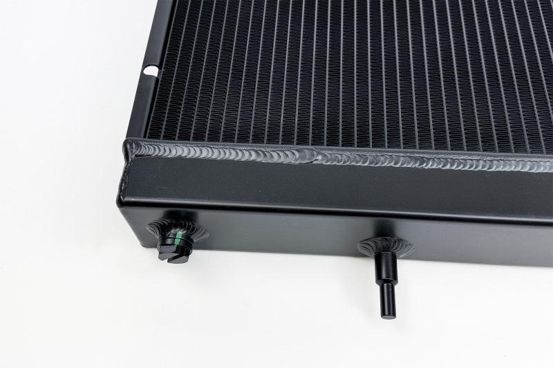 CSF High-Performance All-Aluminum Radiator Black Nissan Skyline GT-R R34 1999-2002 | 7231B
