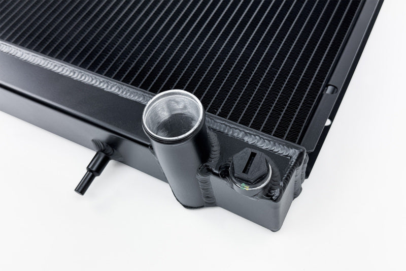 CSF High-Performance All-Aluminum Radiator Black Nissan Skyline GT-R R34 1999-2002 | 7231B