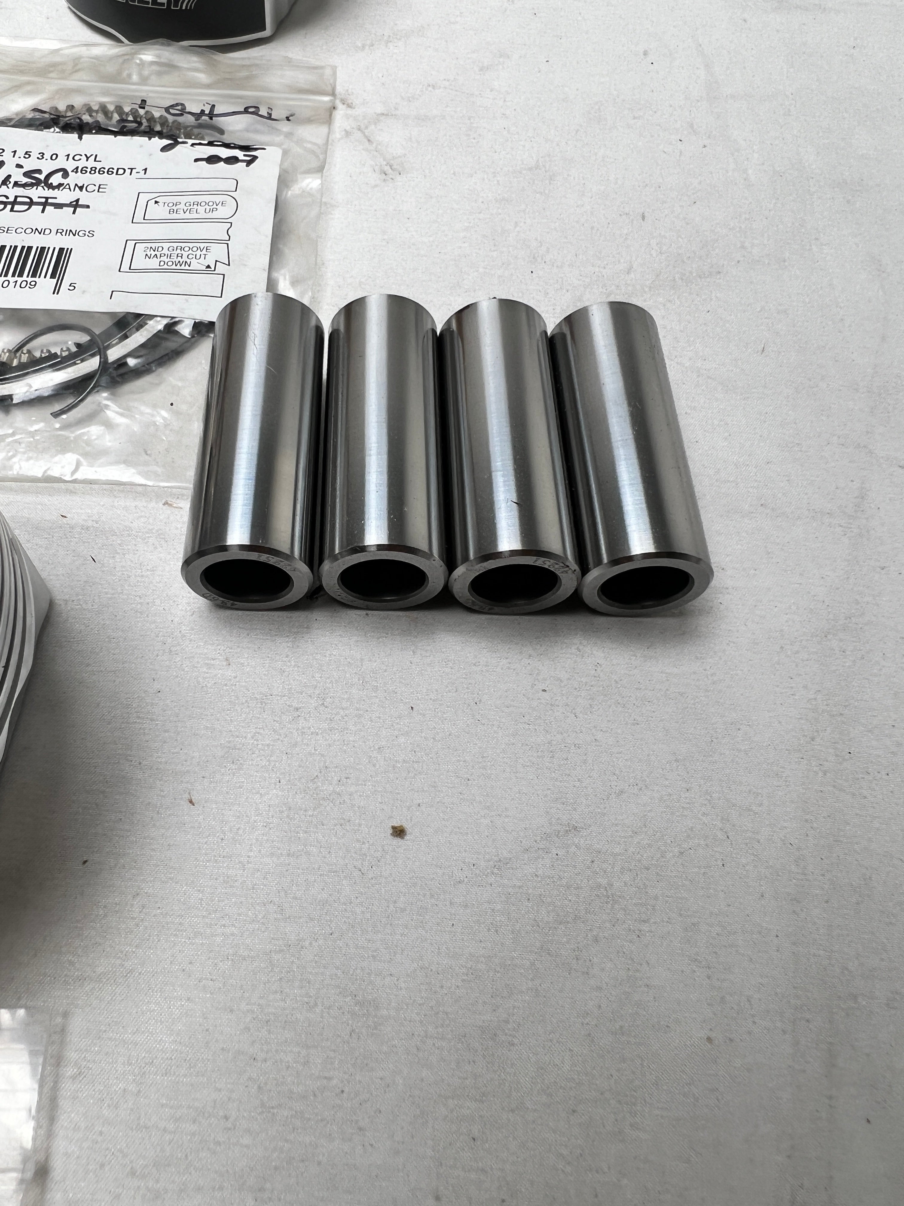 Clearance / OPEN BOX Manley 86.5mm +.5mm Bore 10:1 Dish Pistons + Rings Subaru WRX 2015-2021