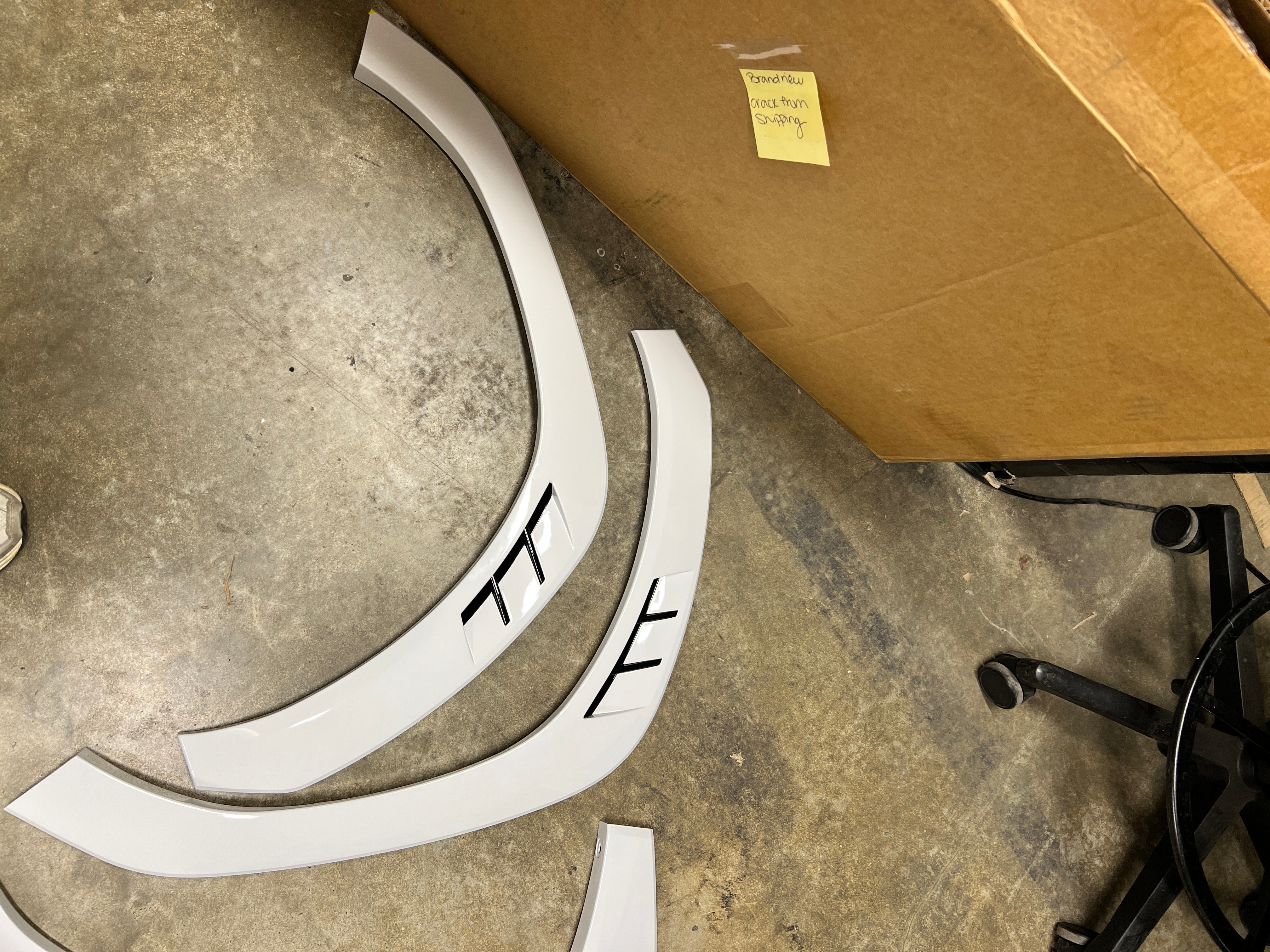 Clearance / OPEN BOX Noble RD2 Paint Matched Fender Flares (Ceramic White- M6Y) - 2022-2026 WRX