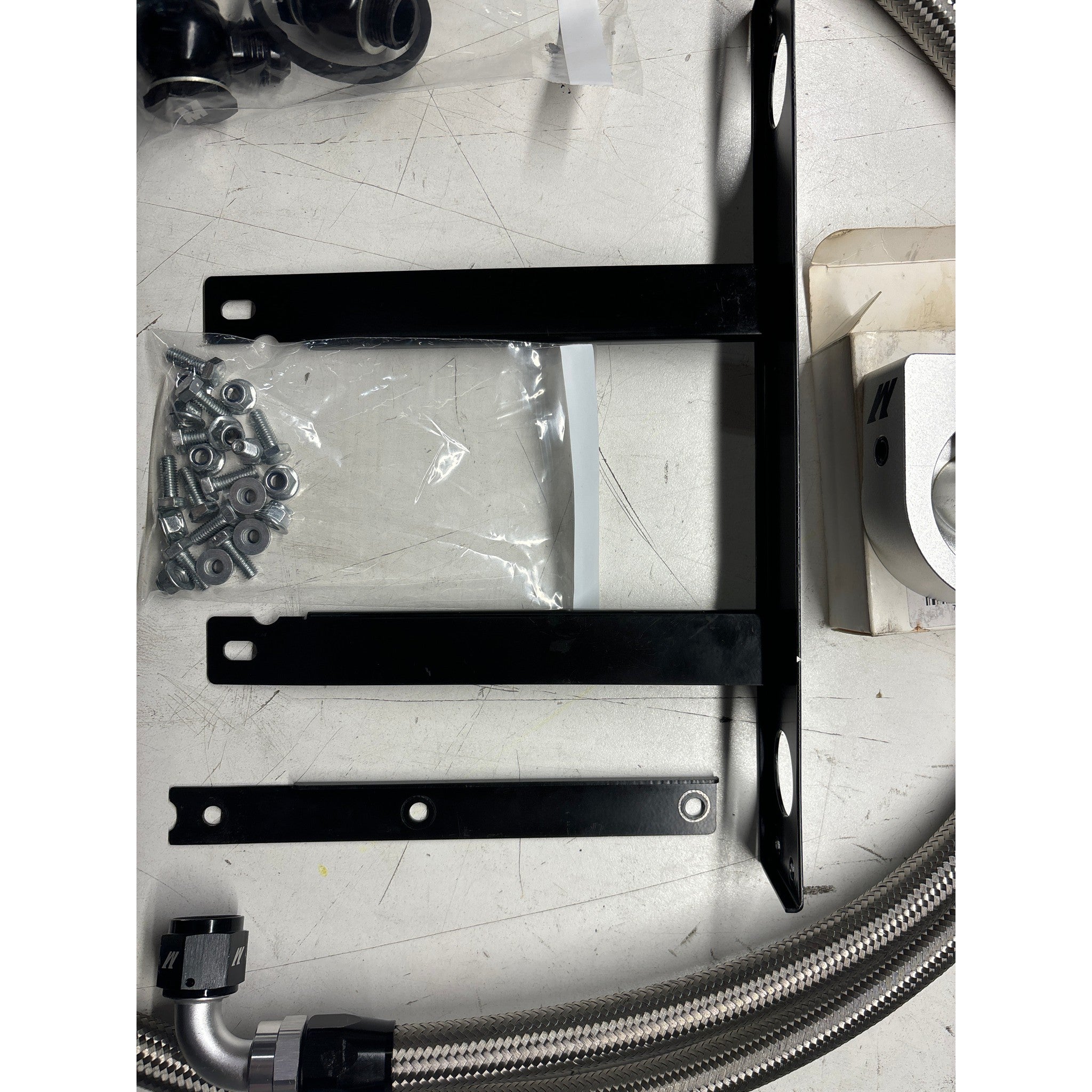 Clearance / OPENBOX Mishimoto Oil Cooler 2010-2012 Hyundai Genesis Coupe 2.0T | MMOC-GEN4-10