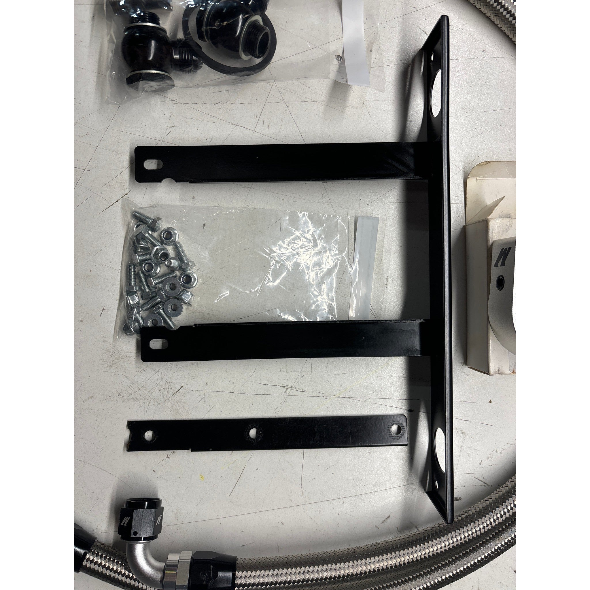 Clearance / OPENBOX Mishimoto Oil Cooler 2010-2012 Hyundai Genesis Coupe 2.0T | MMOC-GEN4-10