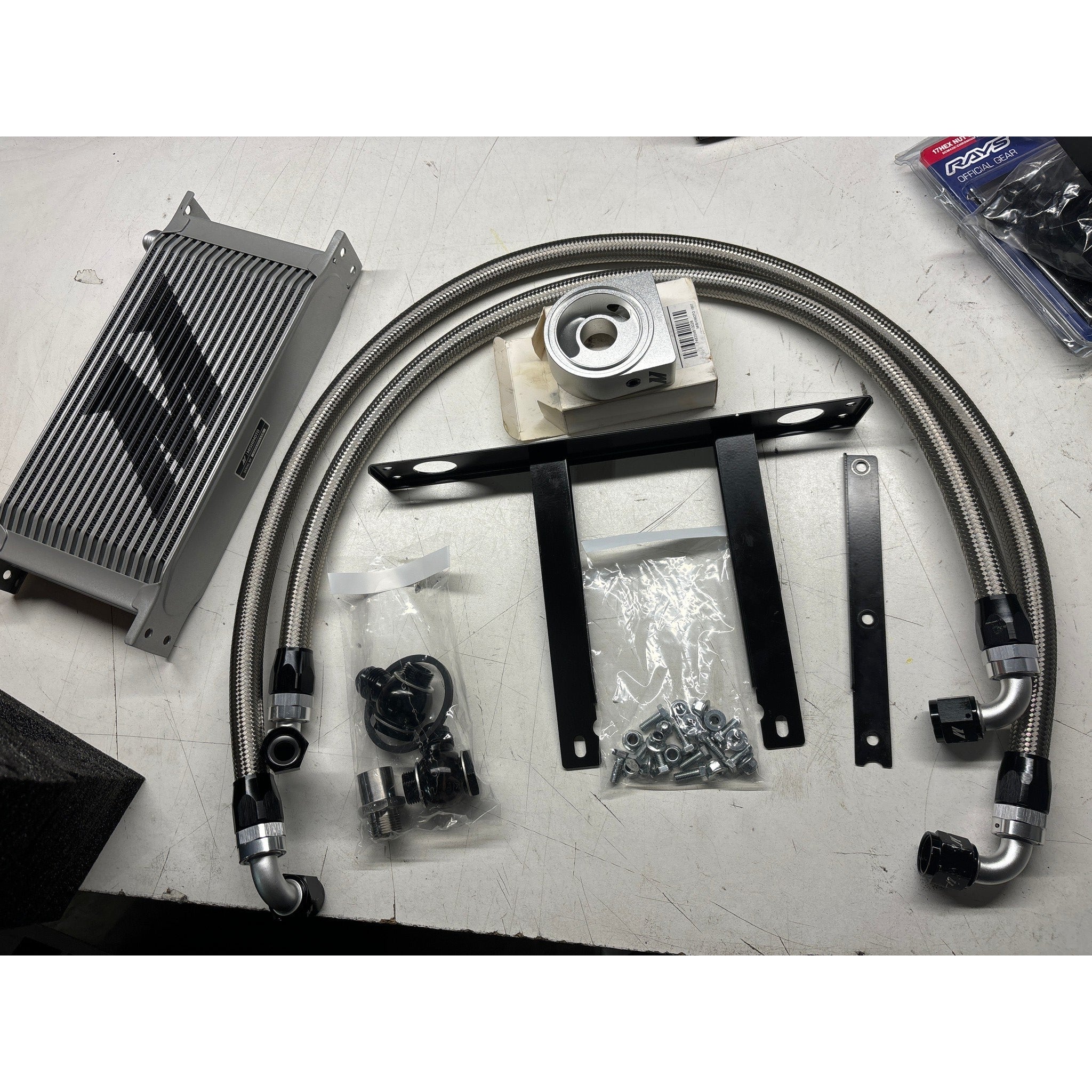 Clearance / OPENBOX Mishimoto Oil Cooler 2010-2012 Hyundai Genesis Coupe 2.0T | MMOC-GEN4-10
