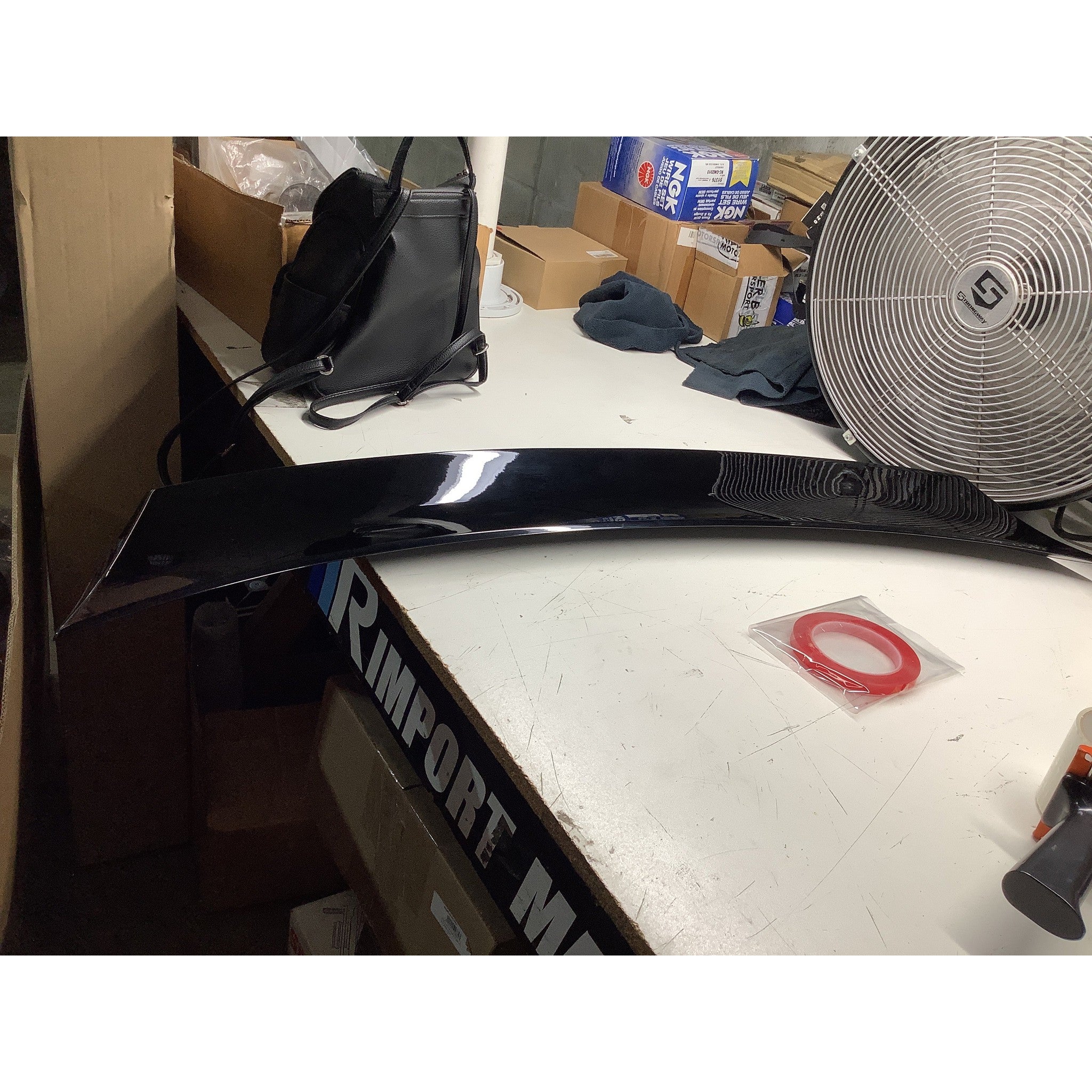 Clearance / OPENBOX Noble HK Style Rear Trunk Duckbill Spoiler Tesla Model 3 2017-2023
