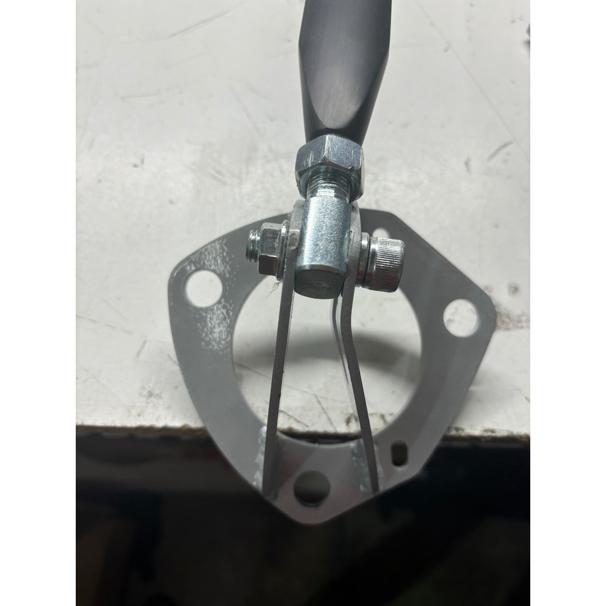 Clearance / OPENBOX Whiteline Front Strut Bar Mazda 3 2007-2009 | KSB633