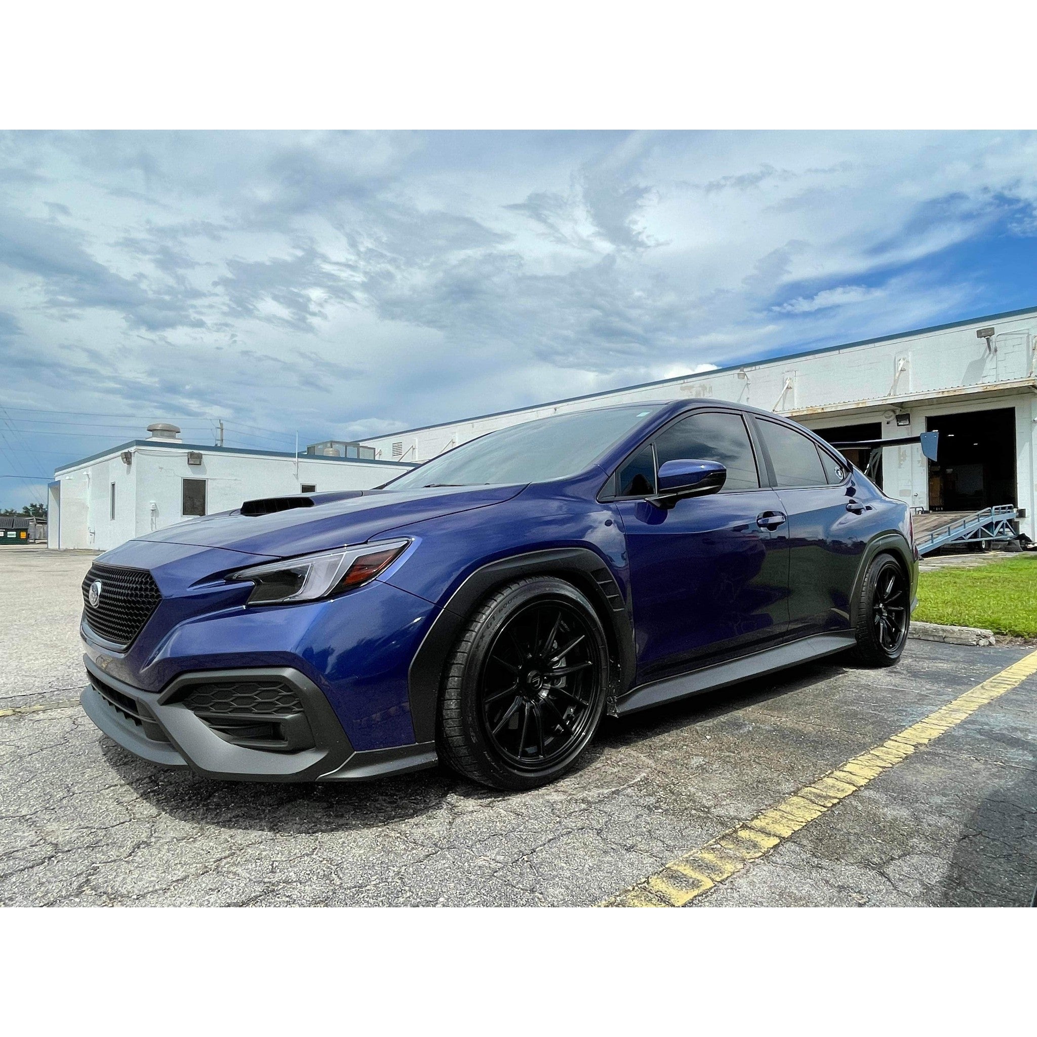 Cosmis Wheels R1 Black Wheel 18x9.5 +35 5x114.3