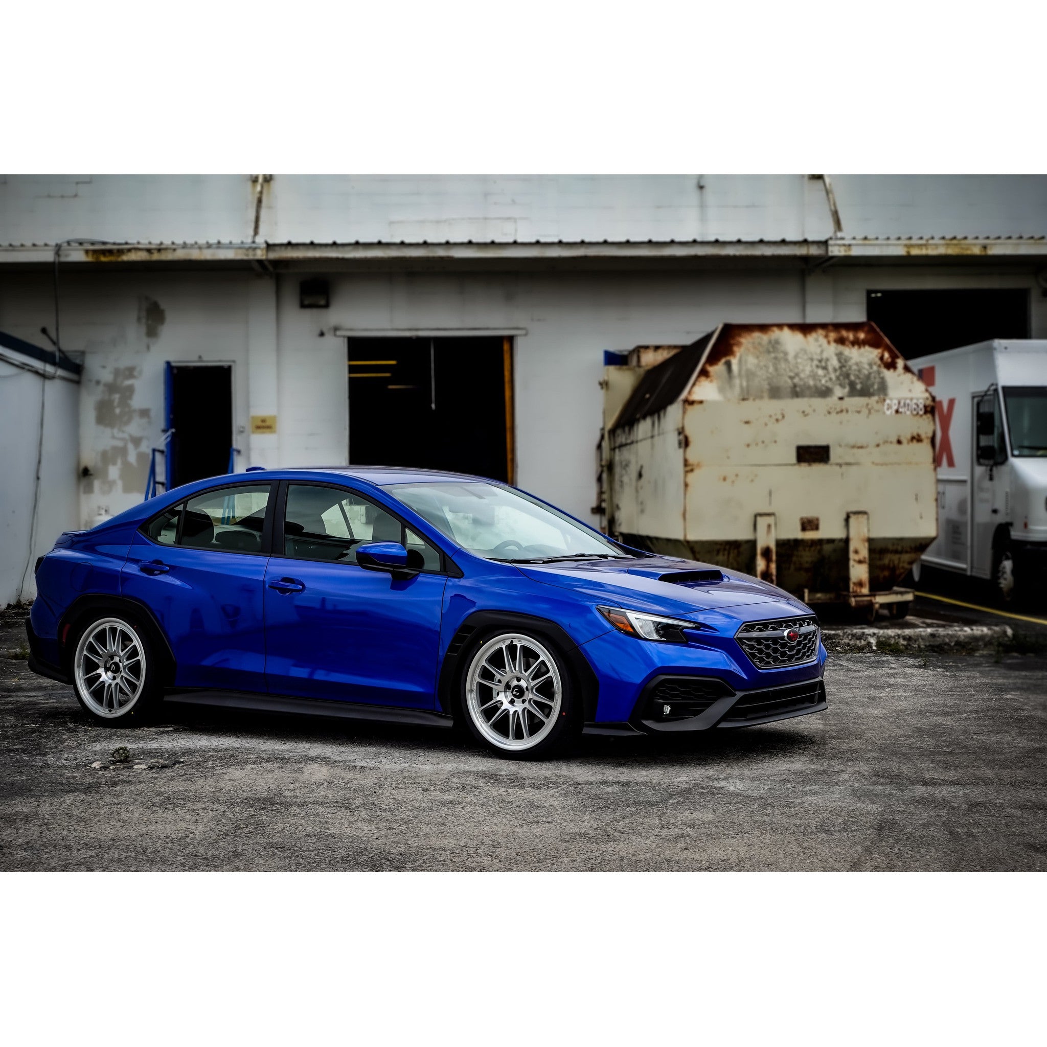 Cosmis Wheels XT-206R Hyper Silver Wheel 20x9 +35 5x114.3