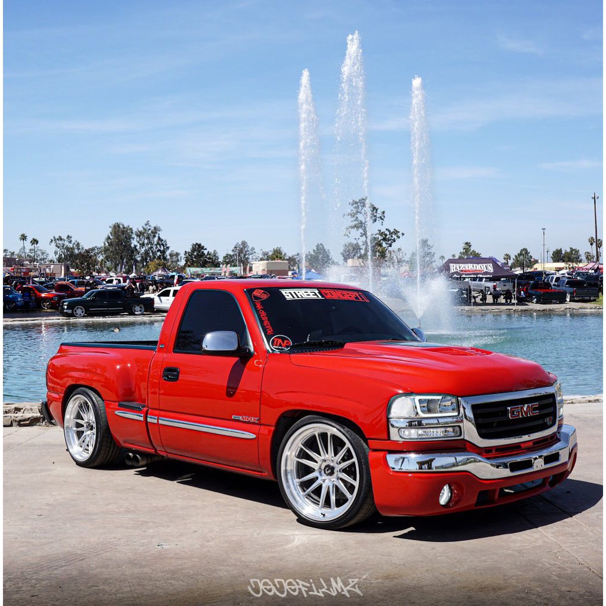 Cosmis Wheels XT-206R Hyper Silver Wheel 22x10 +0 6x139.7
