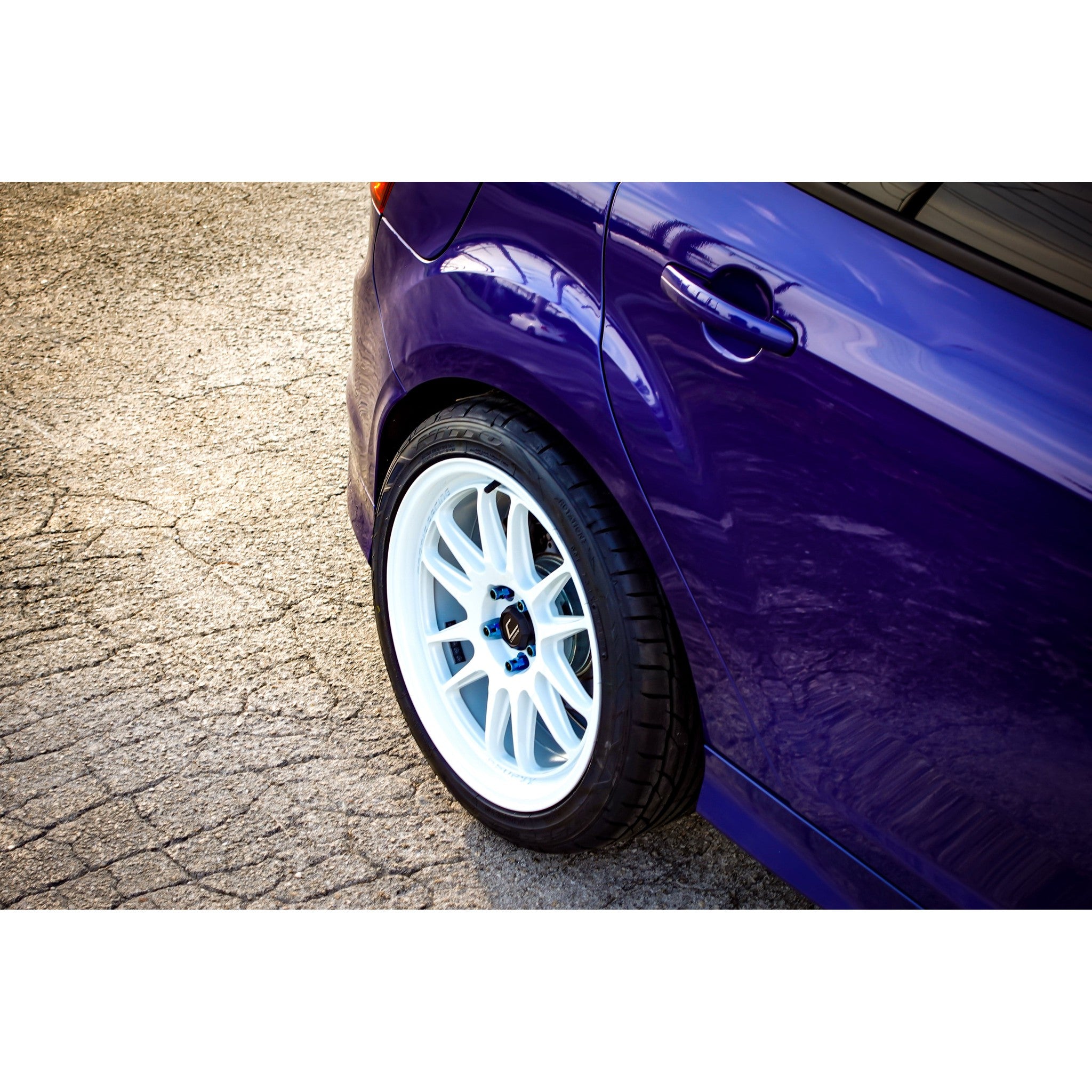 Cosmis Wheels XT-206R White 18x9 +34 5x108 Wheel