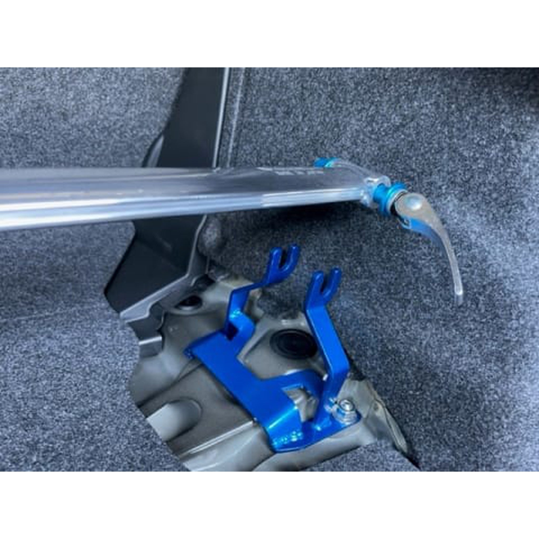 Cusco Rear Strut Tower Type OS Quick Release Subaru WRX 2022-2026 | 6A9 541 C