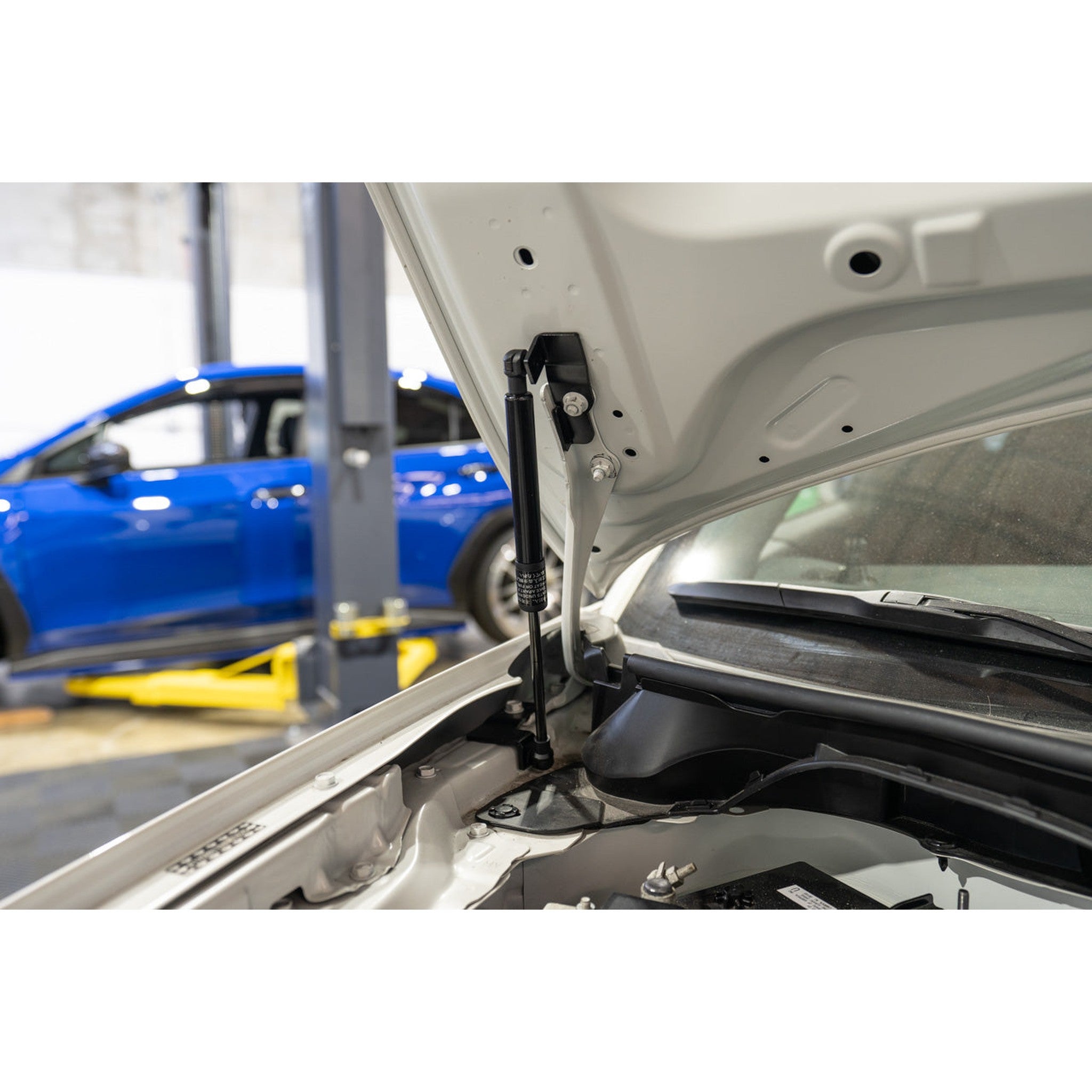 Noble Gen 2 Value Line Hood Struts Subaru BRZ / Toyota GR86 2022-2026
