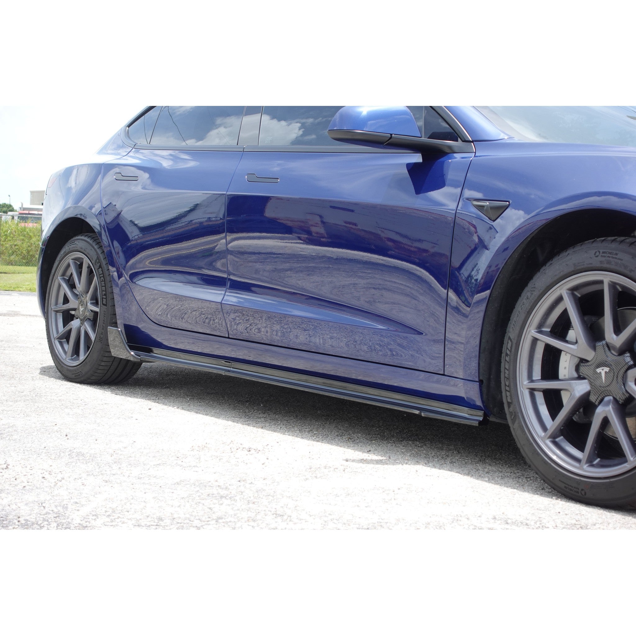 Noble Gloss Black Stage 1 Side Skirts Tesla Model 3 2017-2023