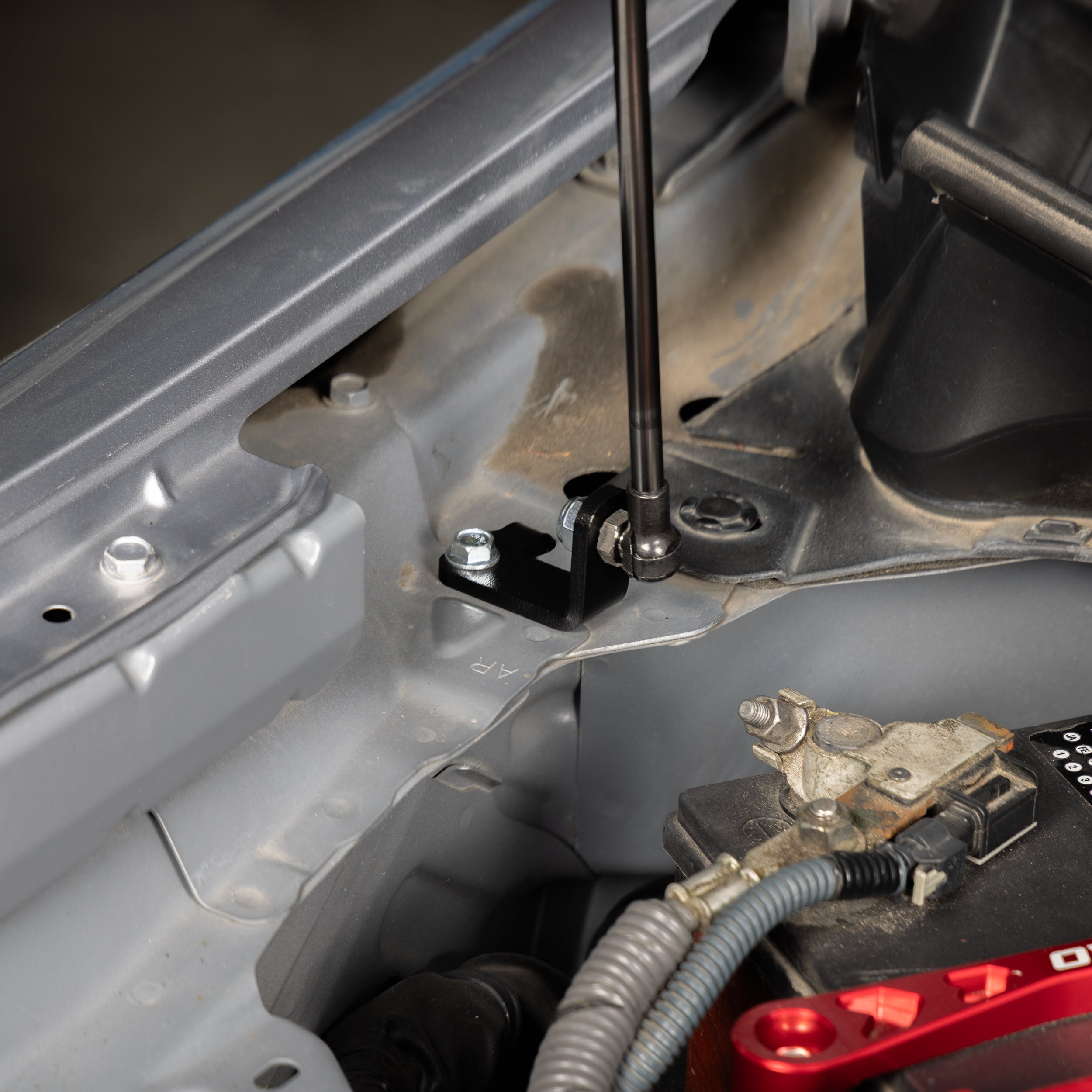 Overtake Hi-Lift Hood Strut Kit Subaru BRZ / Toyota 86 / Scion FR-S 2013-2020 | A10445