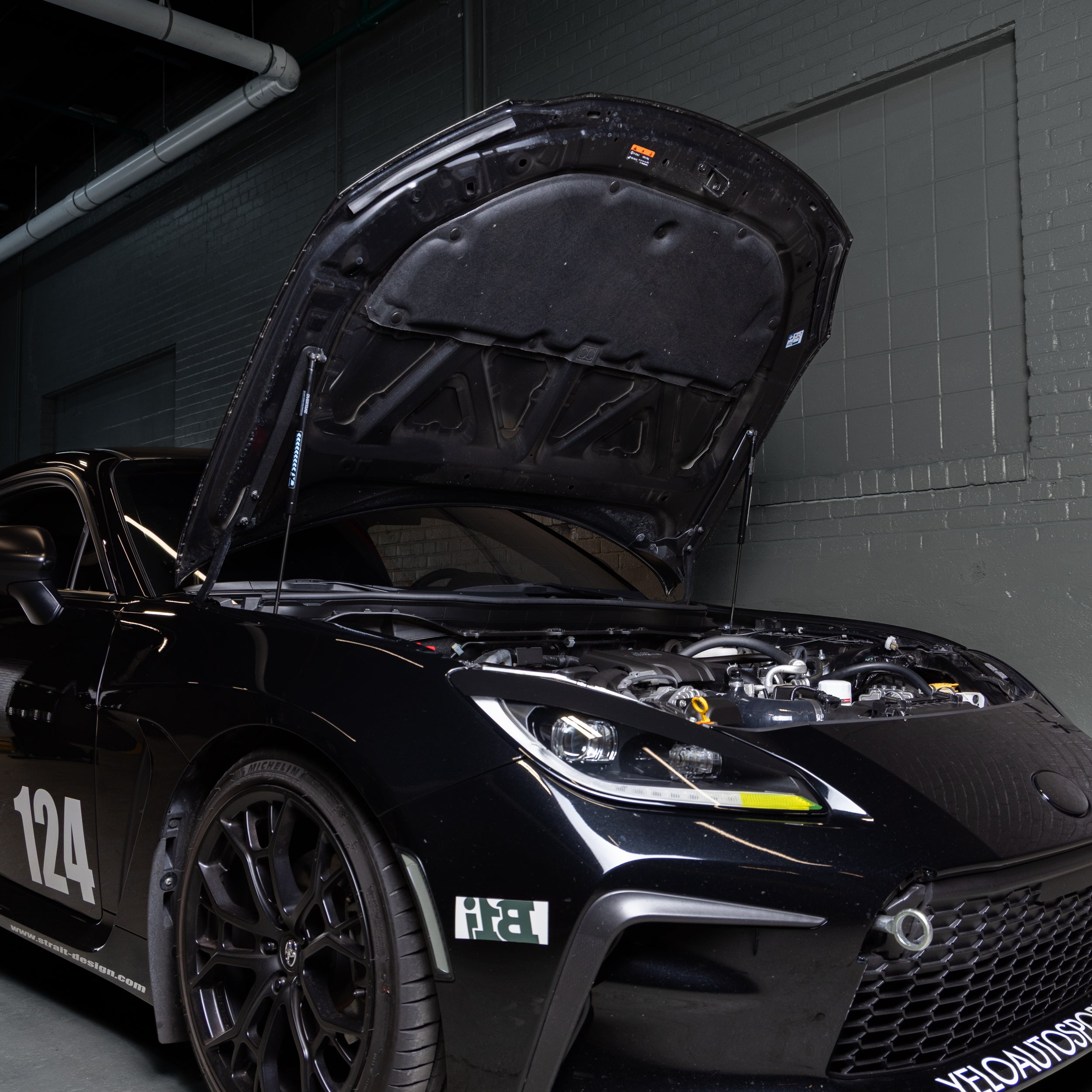 Overtake Hi-Lift Hood Strut Kit Subaru BRZ / Toyota GR86 2022-2026 | A10446