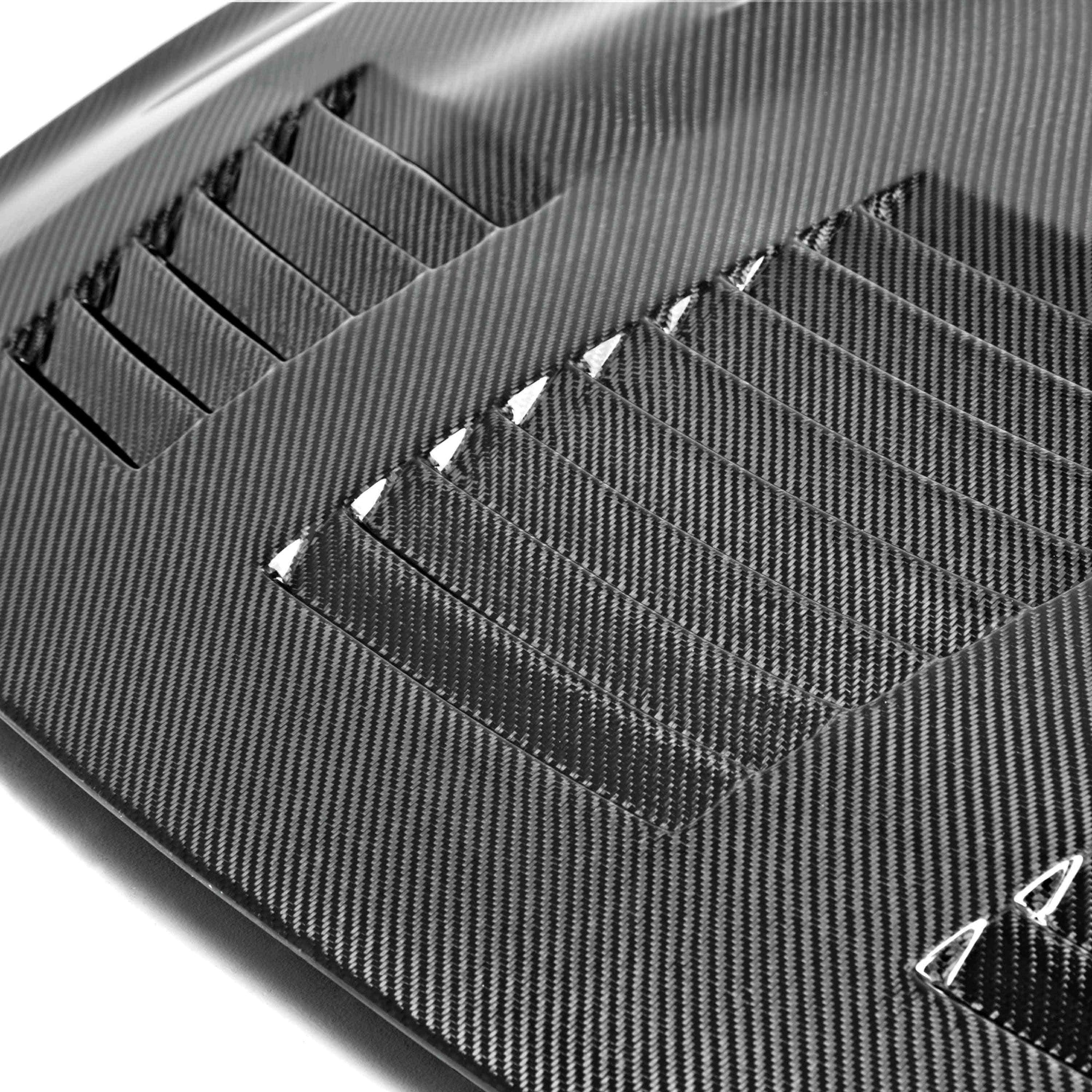Seibon GTII-Style Carbon Fiber Hood Nissan GT-R R35 2009-2016 | HD0910NSGTR-GTII