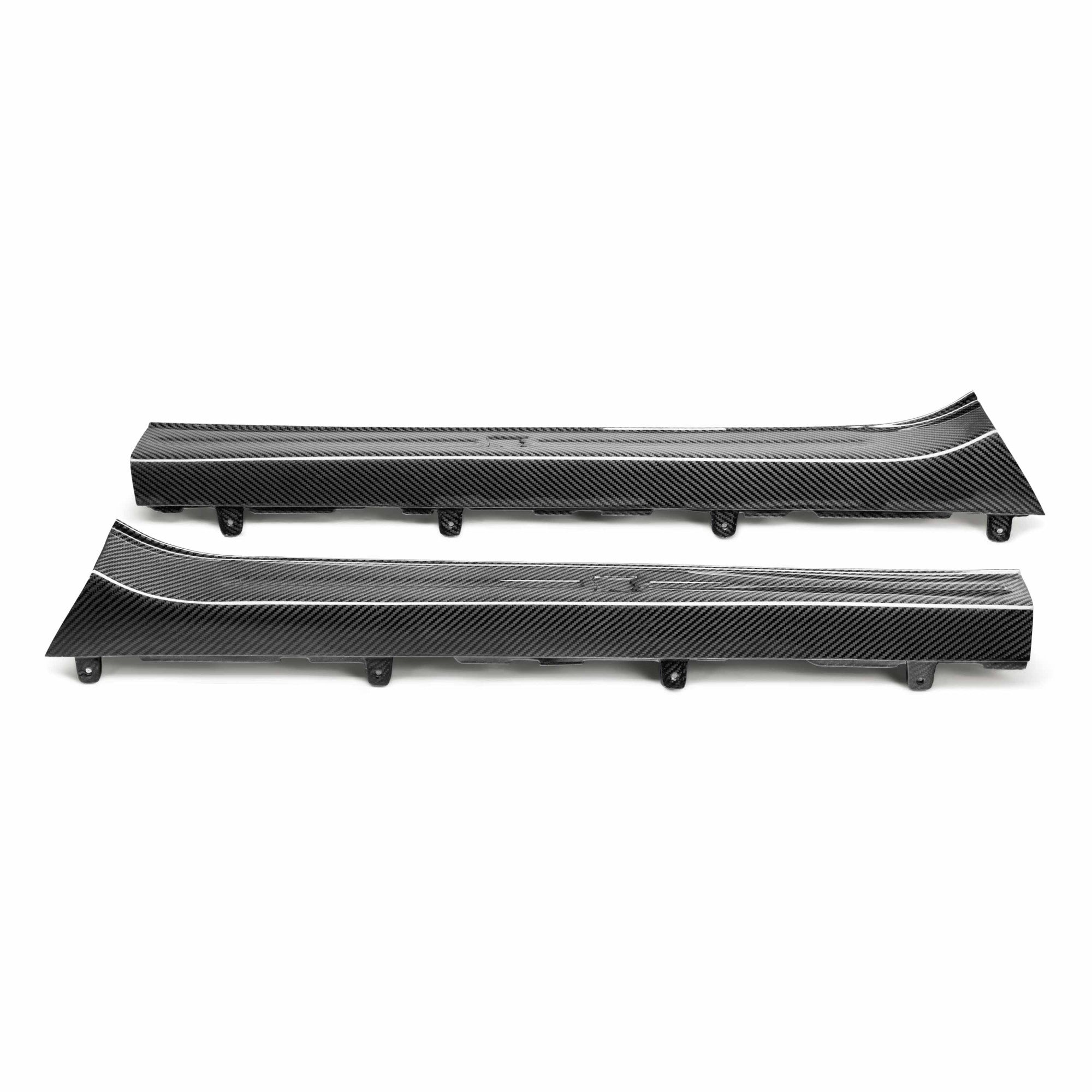 Seibon OEM Style Carbon Fiber Door Sills (Pair) Nissan GT-R 2009-2024 | DS0910NSGTR