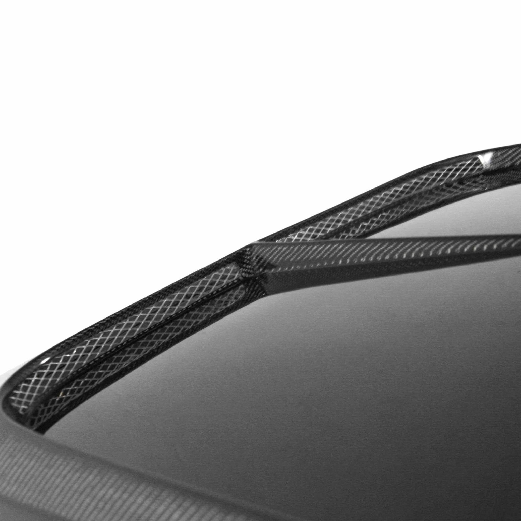 Seibon TT-Style Carbon Fiber Hood Nissan Skyline GT-S R33 1996-1998 | HD9798NSR33S-TT