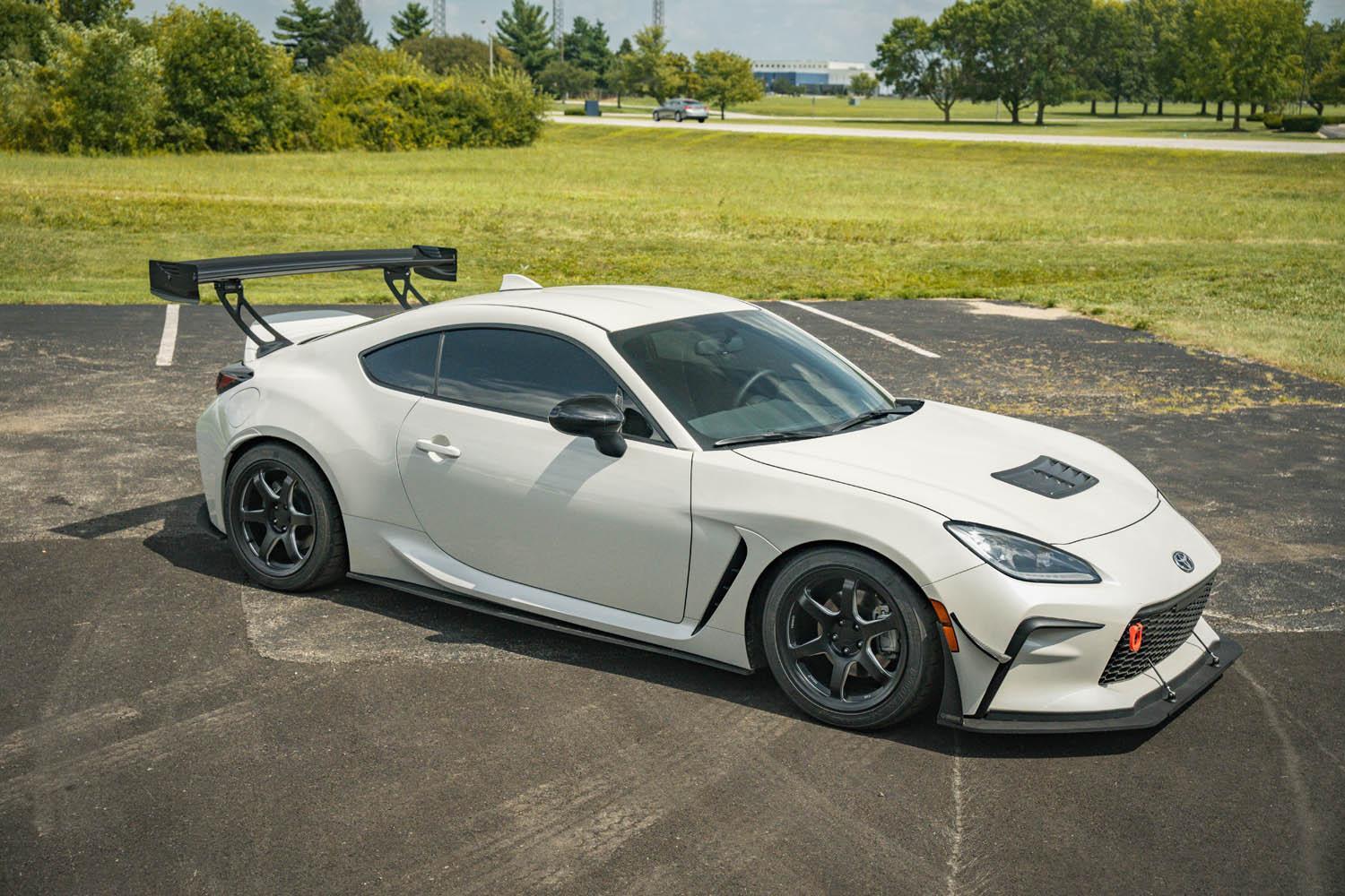 Verus Bottom Mount UCW Rear Wing Kit w/ CF End Plates Subaru BRZ / Toyota GR86 2022-2026 | A0790A-CRB