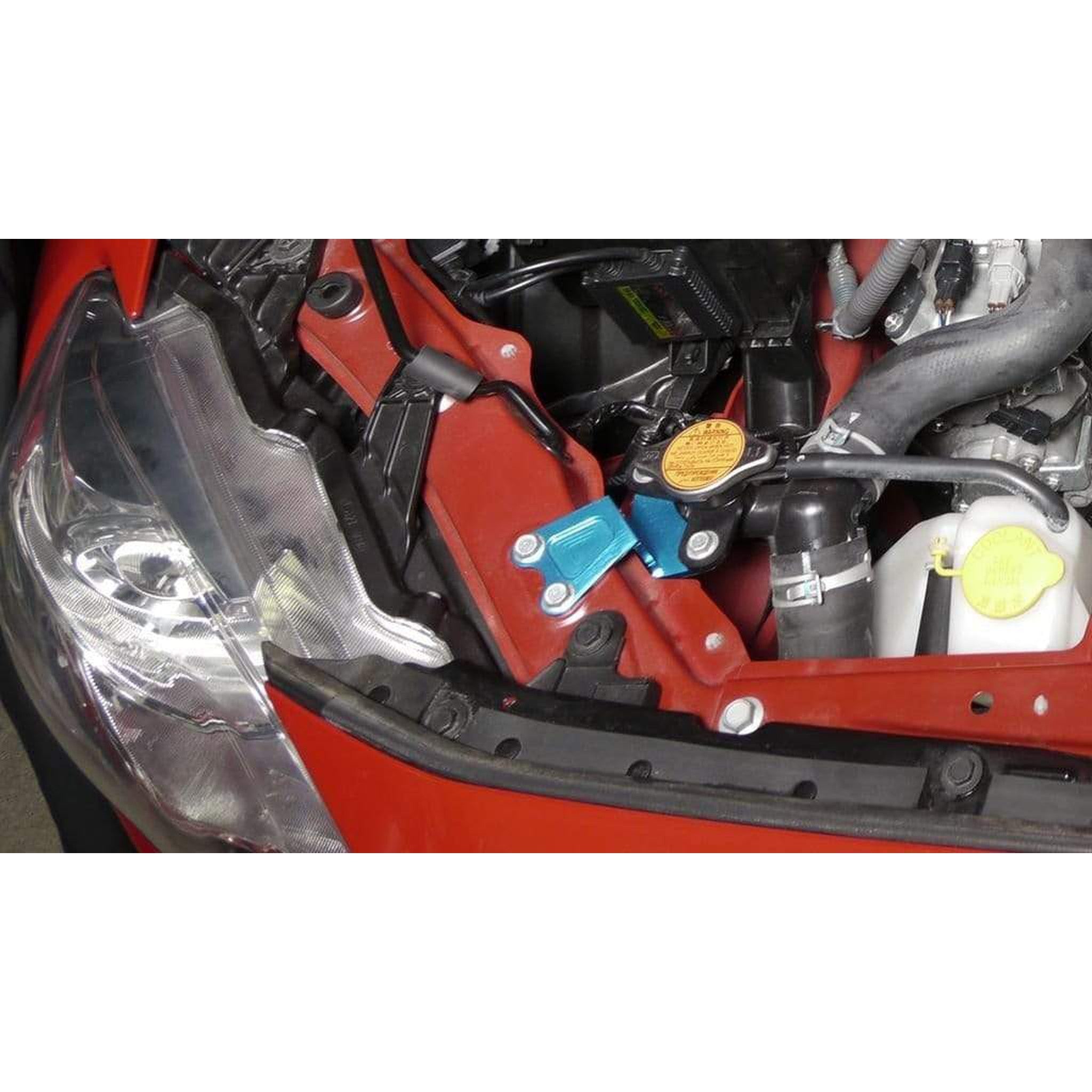 Cusco Aluminum Radiator Cap Stay Scion FR-S 2013-2016 / Subaru BRZ 2013-2020 | 965 730 D