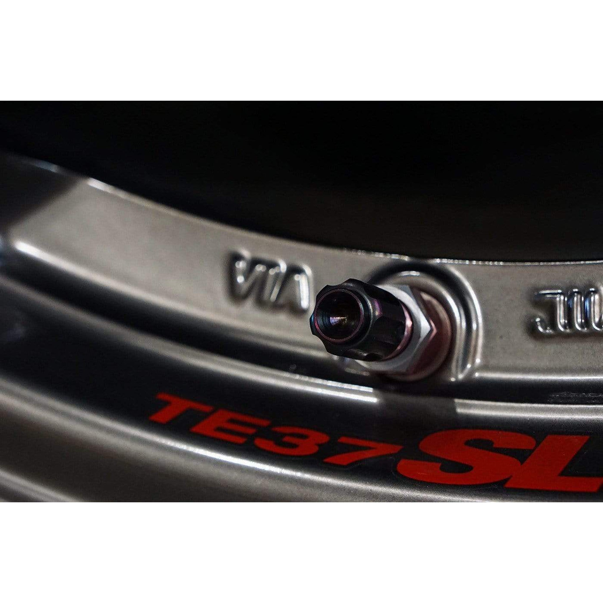 Fast Turn Fittings Titanium Valve Stem Caps - Gear Design