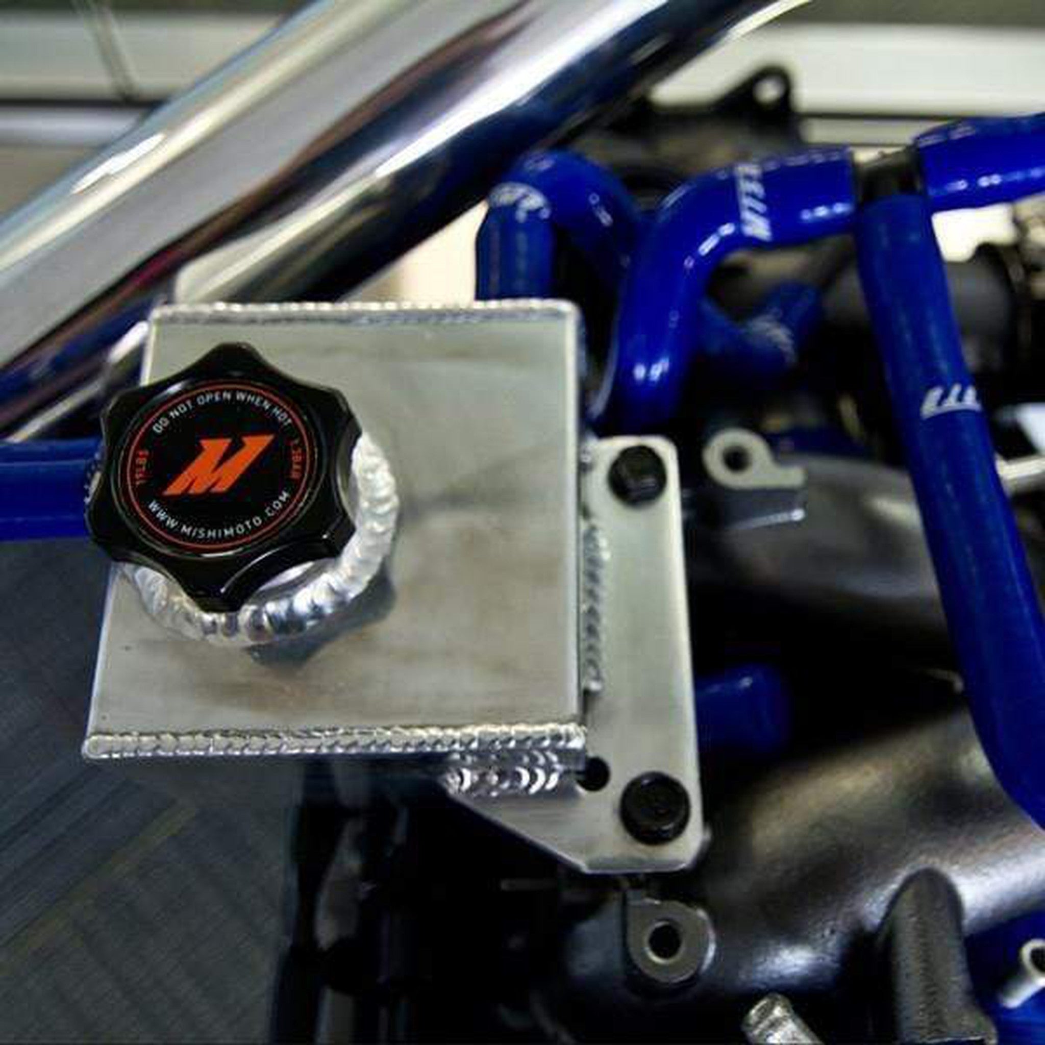 Mishimoto Aluminum Coolant Expansion Tank Silver Subaru WRX 2002-2007 / STI 2004-2014