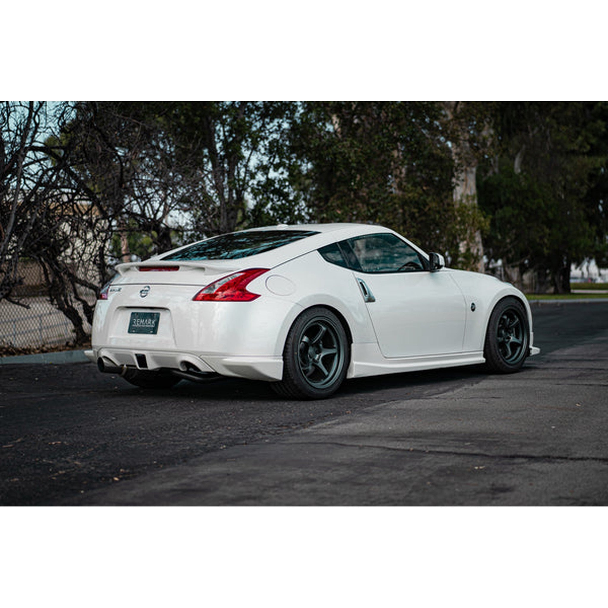 Remark R1-Spec Cat Back Exhaust w/ Stainless Muffler Nissan 370Z 2009-2020 | RK-C1076N-01