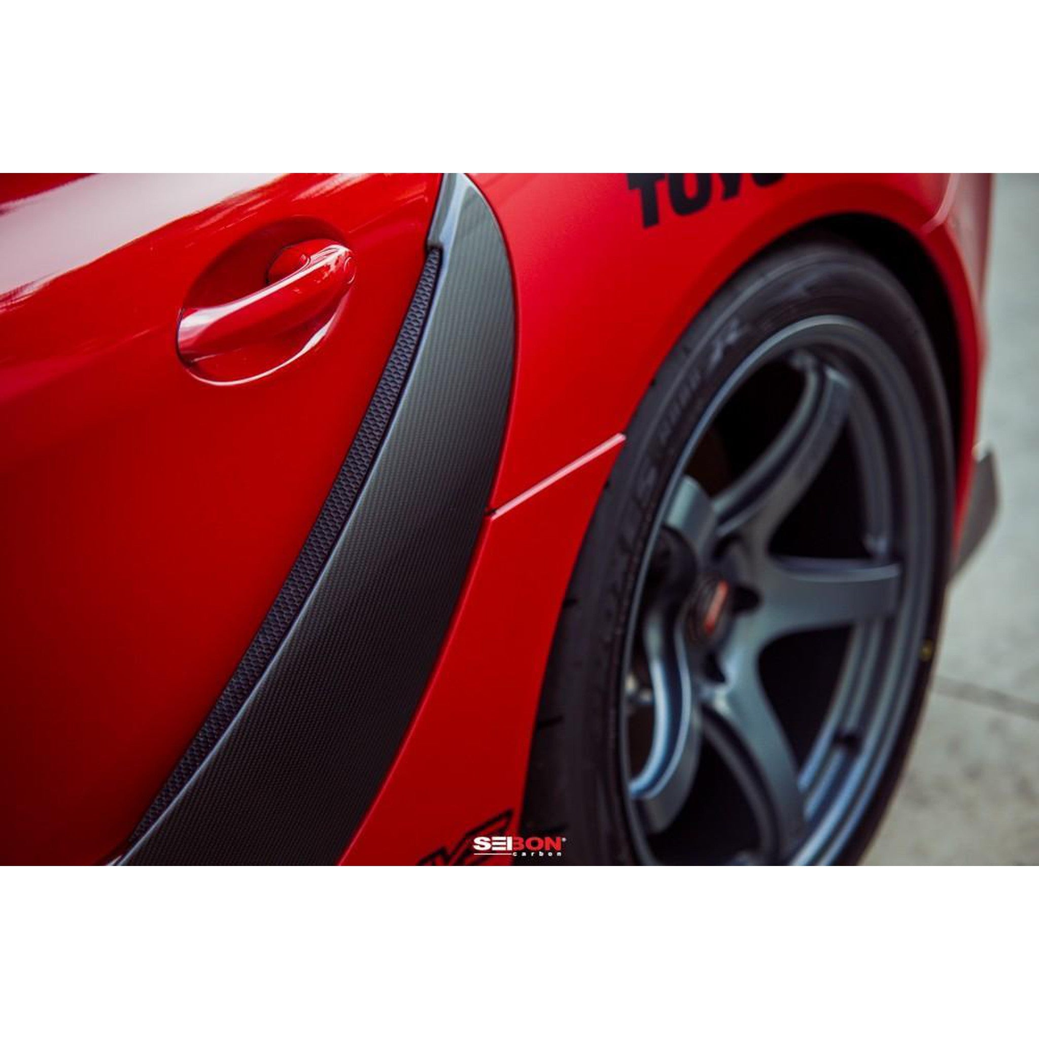 Seibon OEM-Style Carbon Fiber Door Garnish Toyota Supra 2020+ | DG20TYSUP-OE