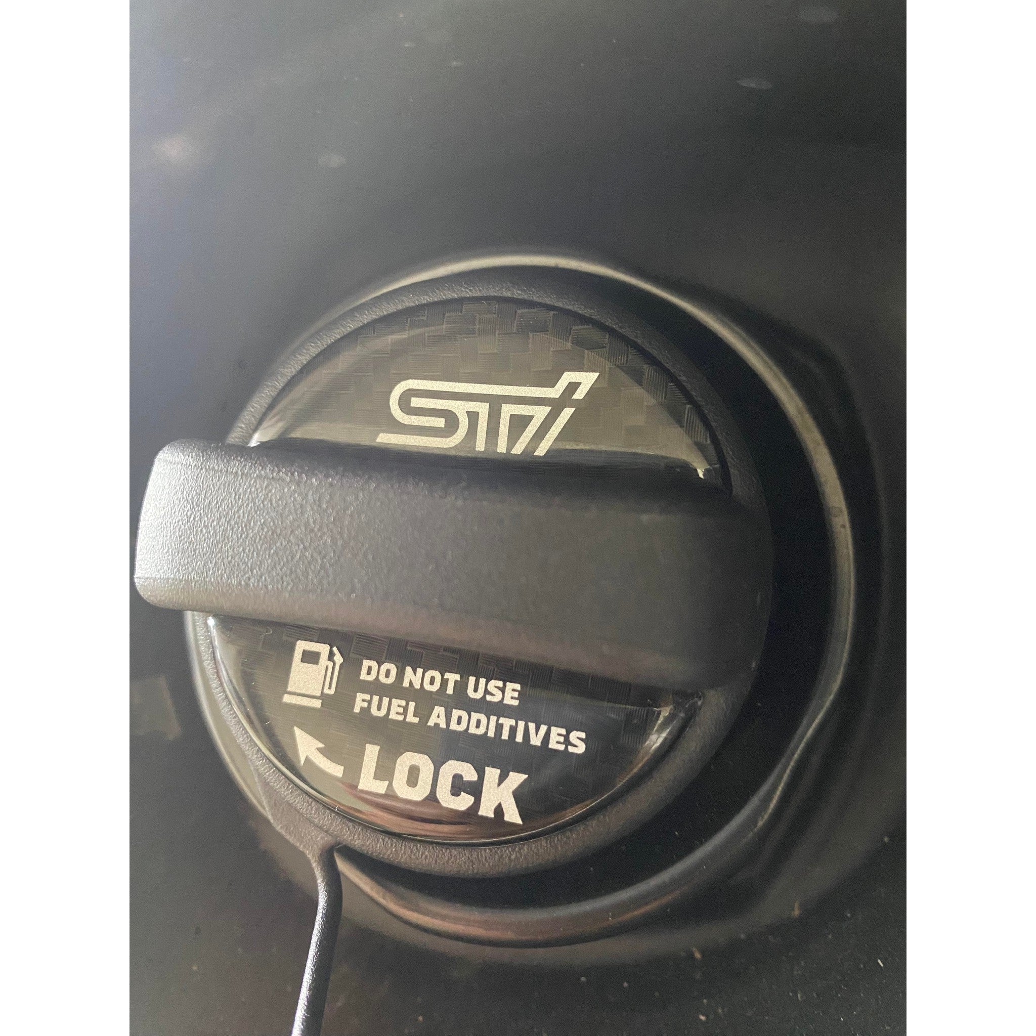 Subaru STI Premium Fuel Cap Ornament Carbon Look | STSG21100610