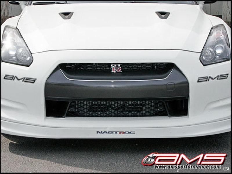 AMS Performance Replacement Alpha FMIC for Stock IC Piping w/Logo Nissan GT-R 2009-2025 | ALP.07.09.0007-2