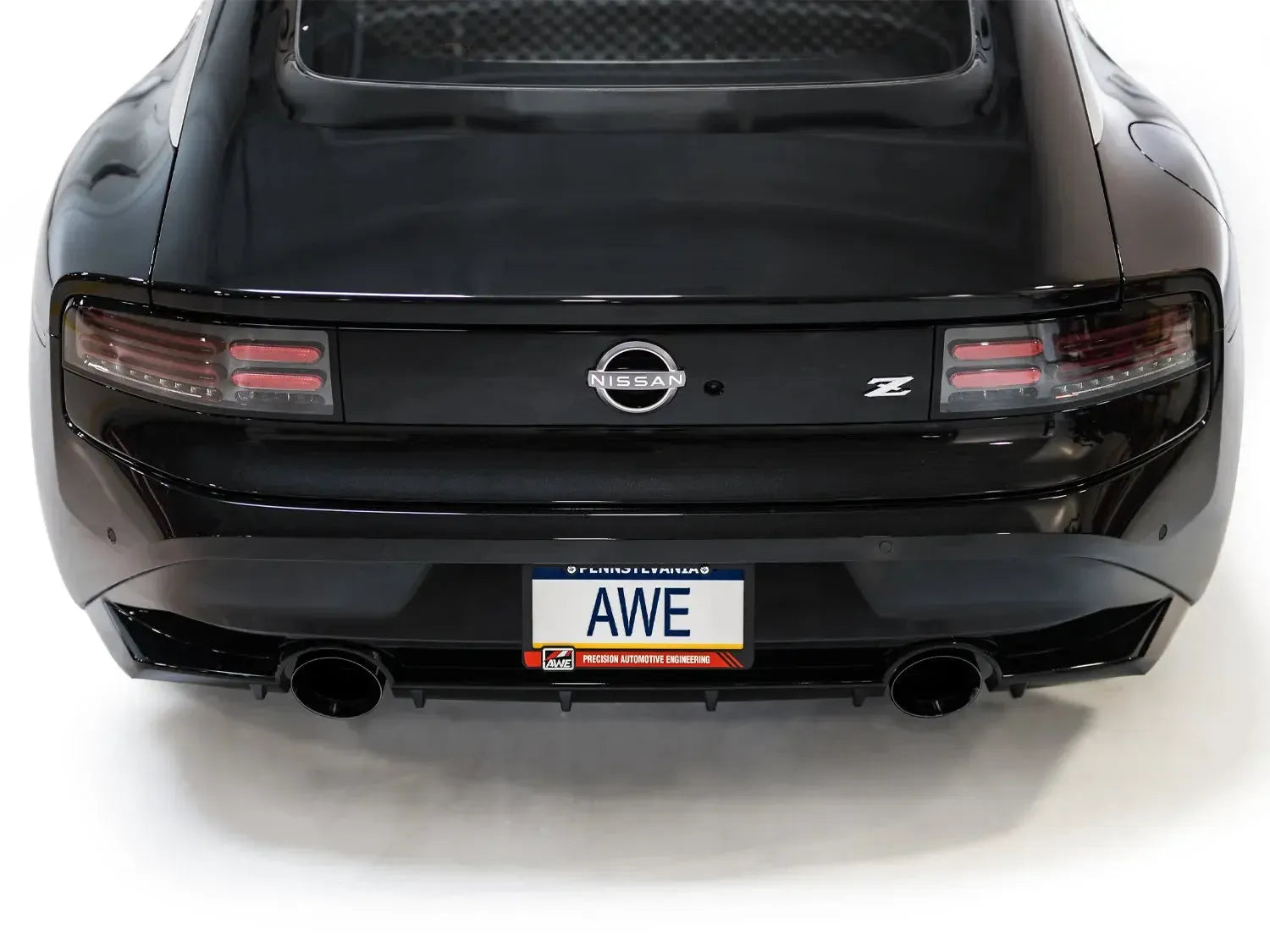 AWE Tuning Cat Back Touring Exhaust w/ Diamond Black Tips Nissan Z 2023-2025 | 3015-33400