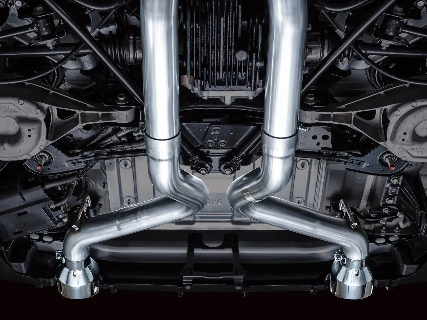 AWE Tuning Cat Back Track Edition Exhaust w/ Chrome Silver Tips Nissan Z 2023-2025 | 3020-32400