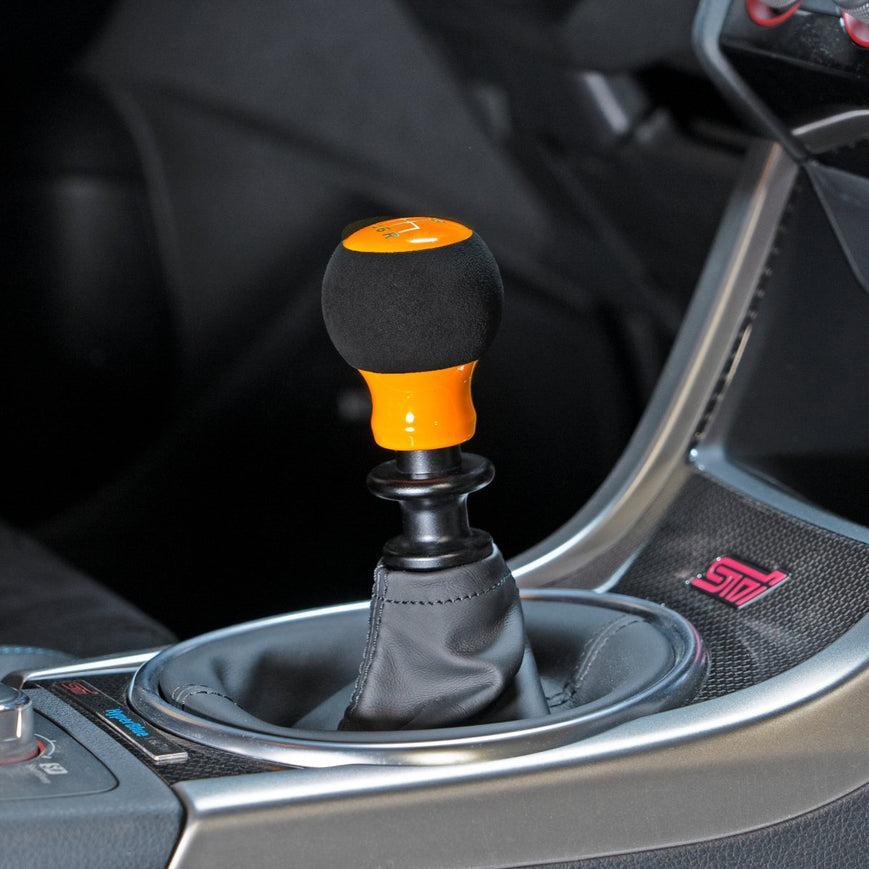 Billetworkz Fusion Weighted Shift Knob 6-Speed Alcantara Gloss Orange Subaru WRX 15-26 / STI 04-21 | BW-KNB-SUB6-VEL6-GORA-FUA