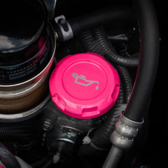Billetworkz Oil Cap Engraved Zero Series Hyper Pink Subaru WRX 02-26 / STI 04-21 / BRZ 13-26 | BW-EBCZ-SUB-OIL-HYPK-E