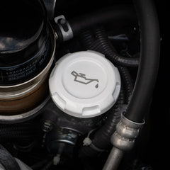 Billetworkz Oil Cap Engraved Zero Series White Subaru WRX 02-26 / STI 04-21 / BRZ 13-26 | BW-EBCZ-SUB-OIL-WHT-E