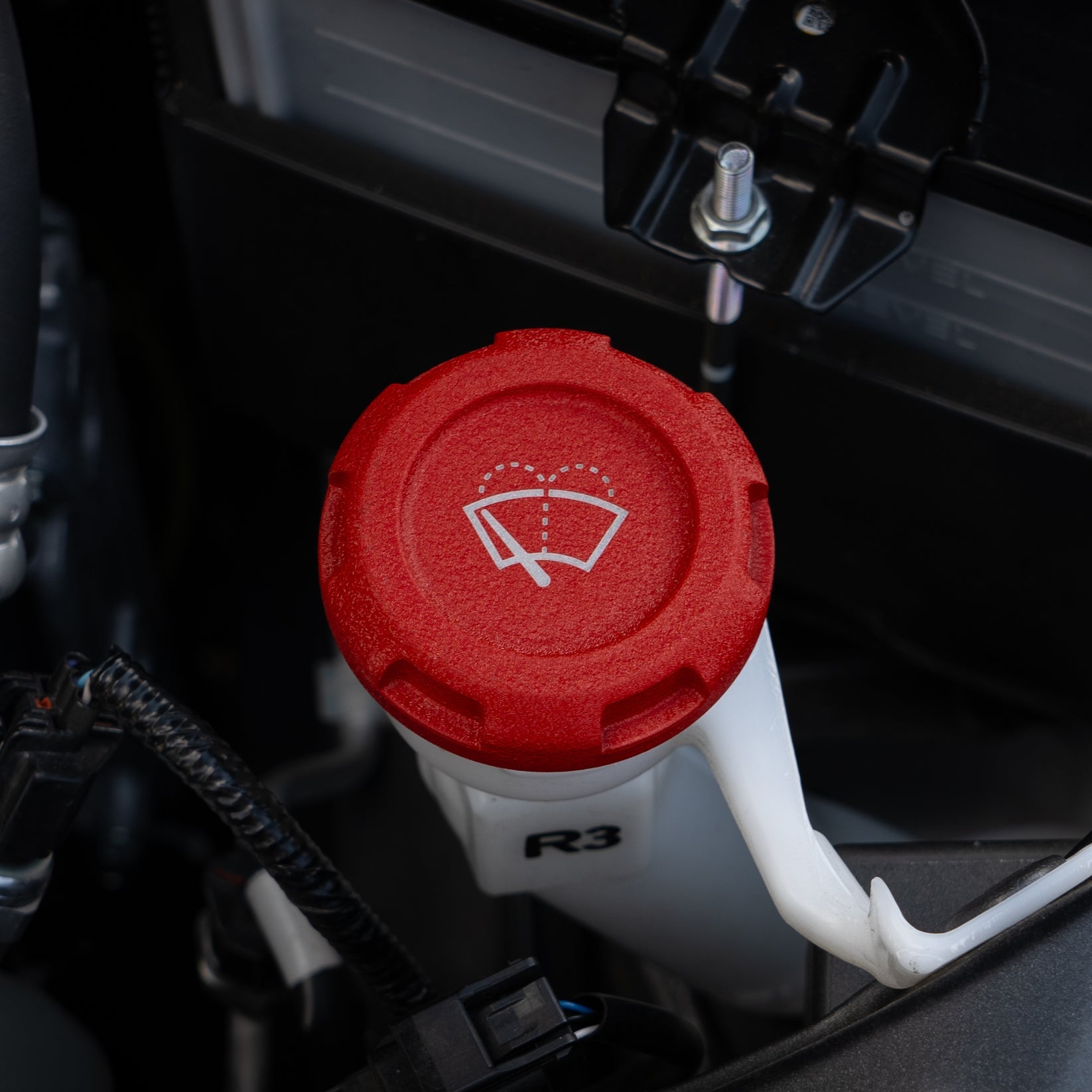 Billetworkz Wiper Fluid Cap Engraved Zero Series Wrinkle Red Subaru WRX 02-26 / STI 04-21 | BW-EBCZ-SUB-WIP-RWR-E