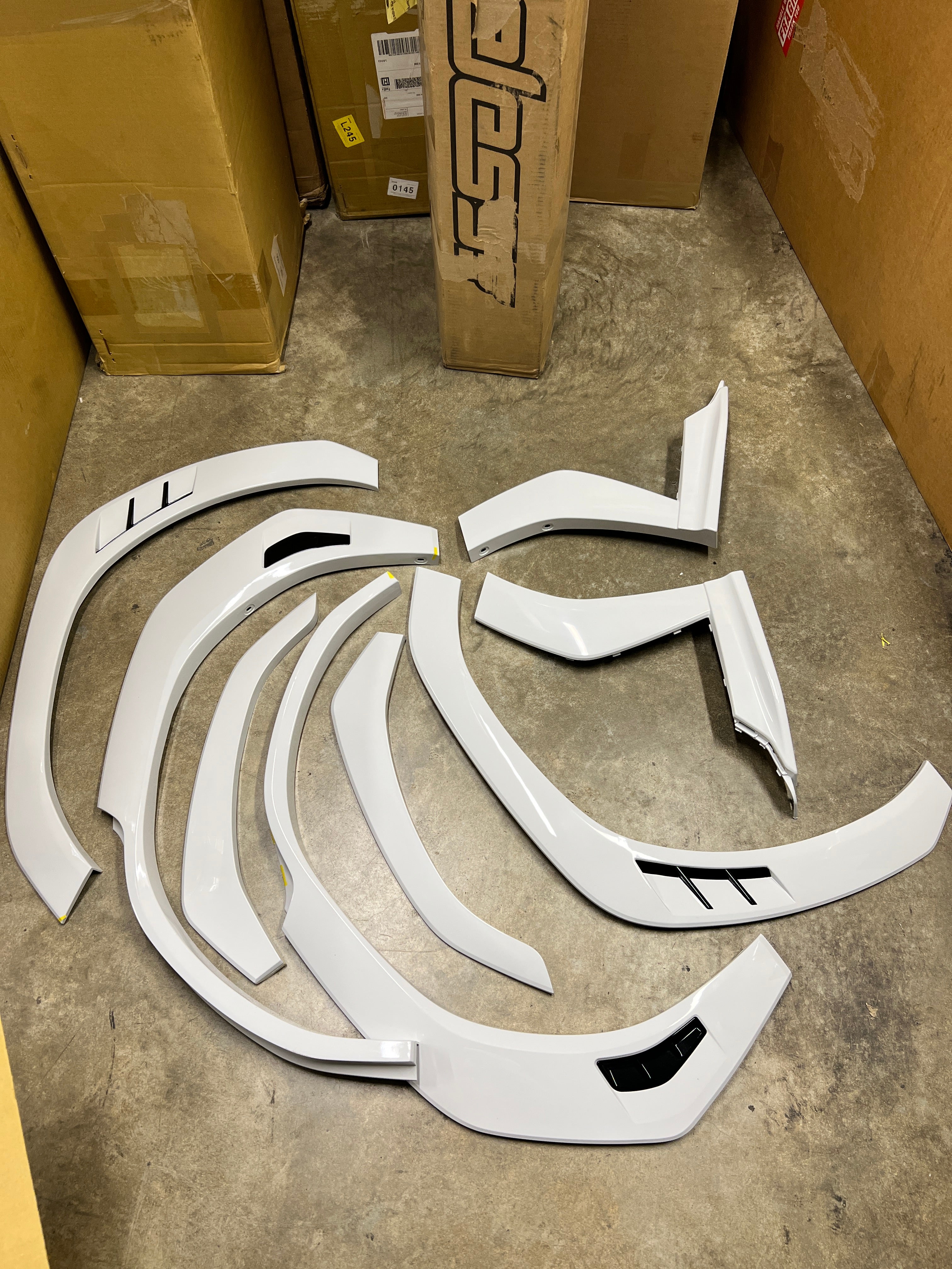 Clearance / OPEN BOX Noble RD2 Paint Matched Fender Flares (Ceramic White- M6Y) - 2022-2026 WRX