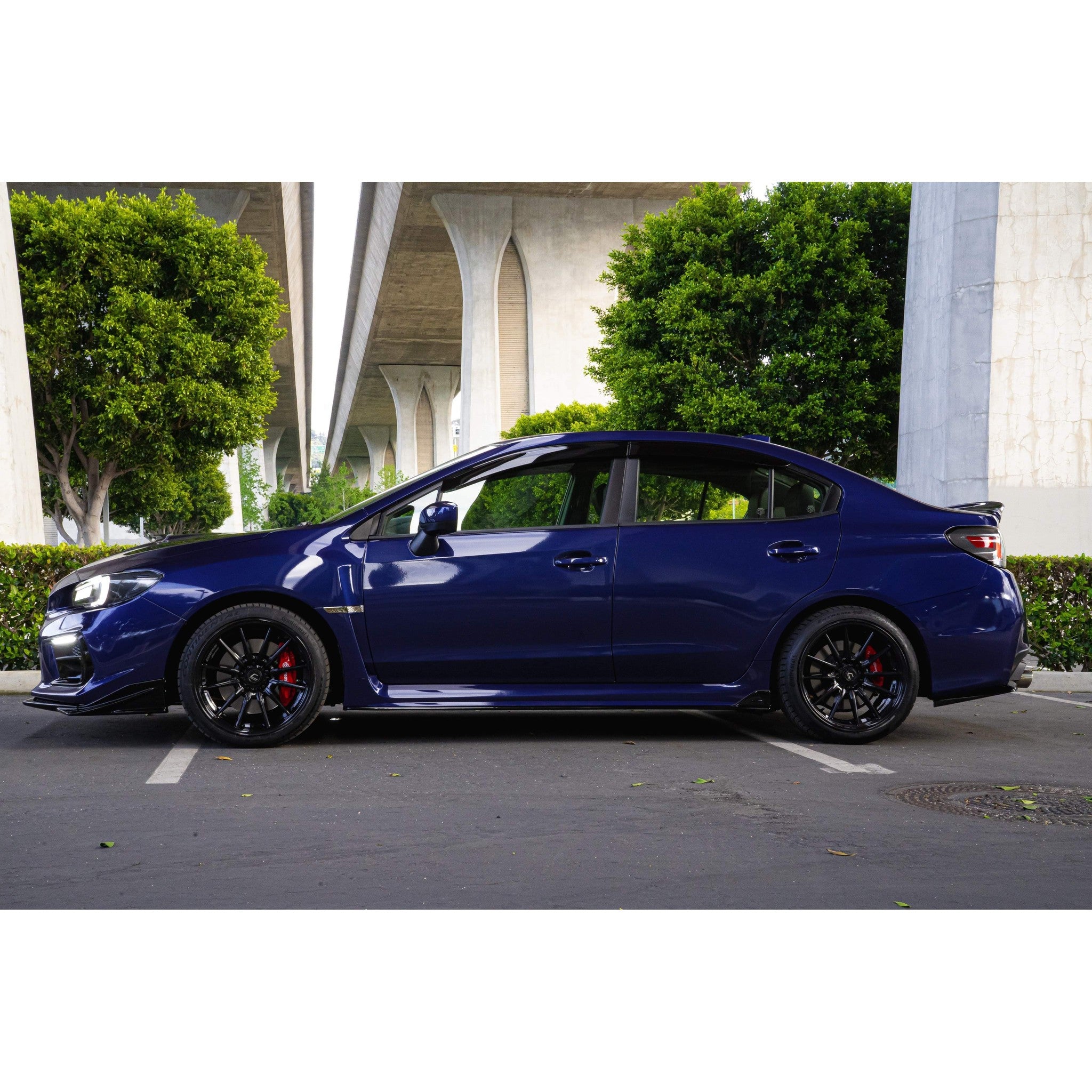 Cosmis Wheels R1 Black Wheel 18x9.5 +35 5x114.3 – Import Image Racing