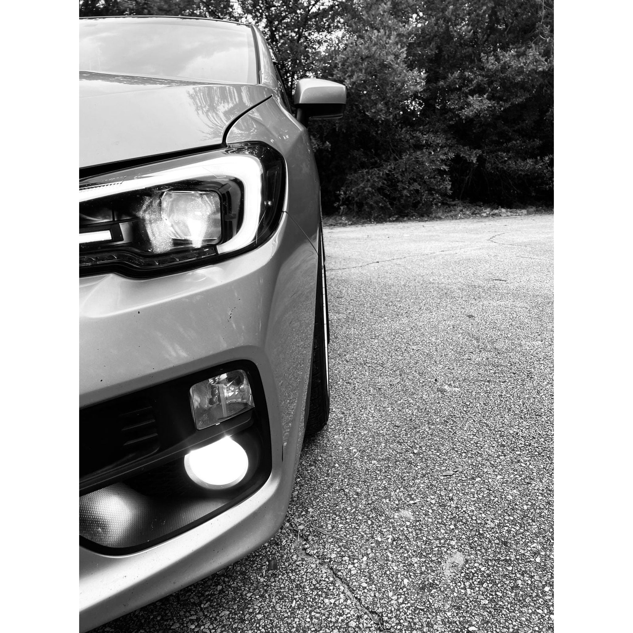 Cosmis Wheels XT-006R White Wheel 18x9 +30 5x114.3