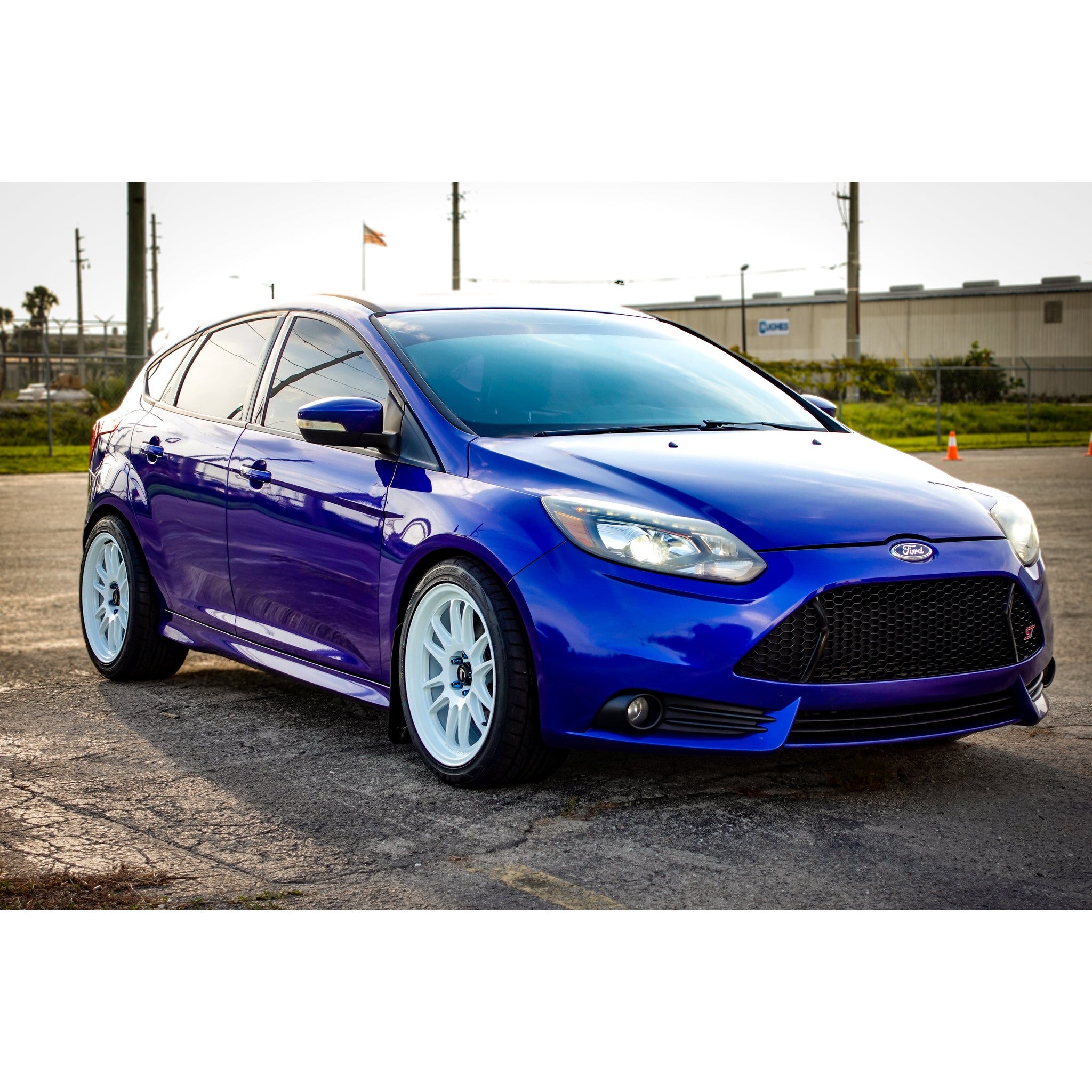 Cosmis Wheels XT-206R White 18x9 +34 5x108 Wheel