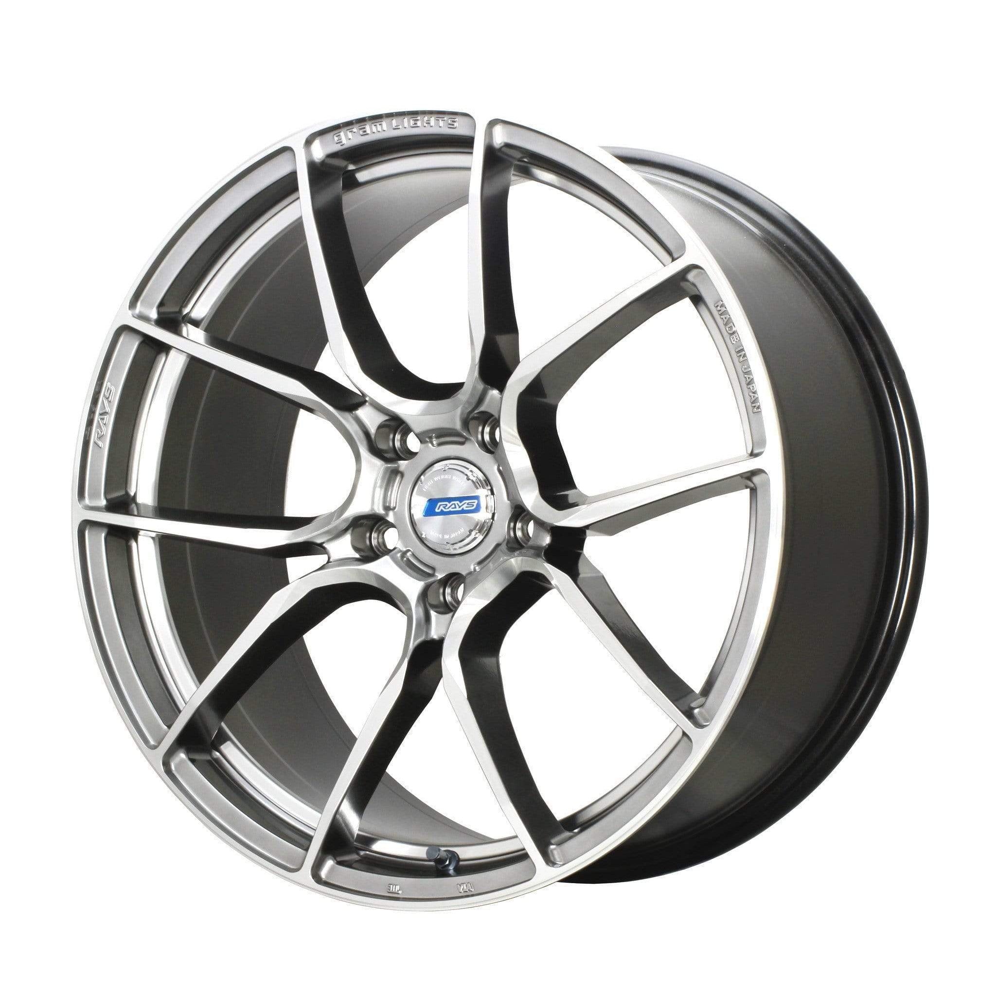 Gram Lights 57ANA 20x8.5 +38 5x114.3 Shining Silver DC Machining Wheel | WGAAAV38ESA