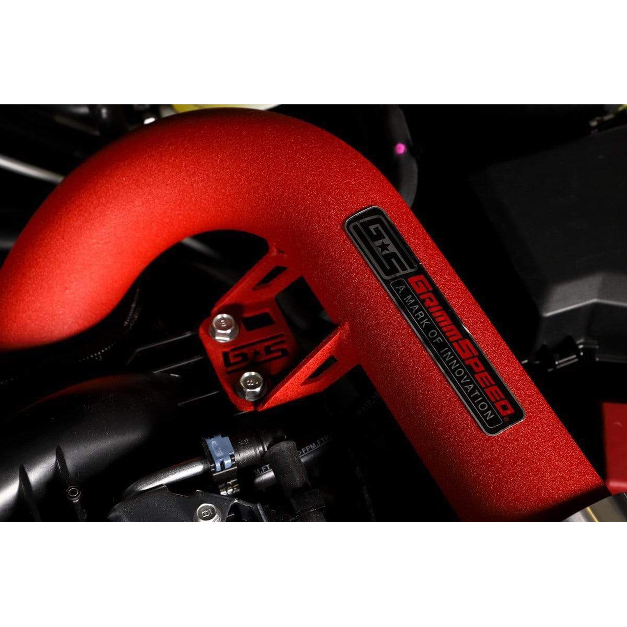 GrimmSpeed Front Mount Intercooler Kit Black Core / Red Pipe Subaru WRX 2015-2021 | 090255