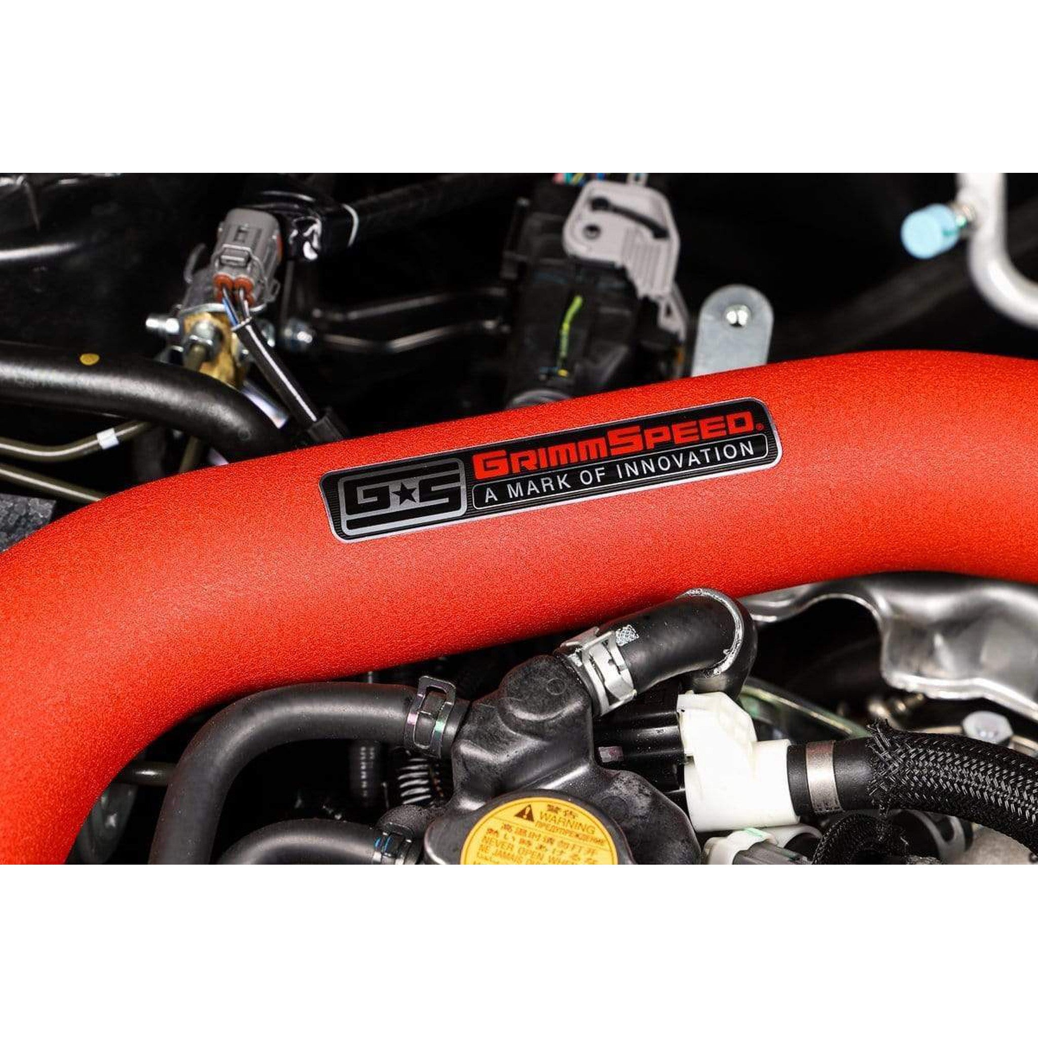 GrimmSpeed Front Mount Intercooler Kit Raw Core / Red Pipe Subaru WRX 2015-2021 | 090238