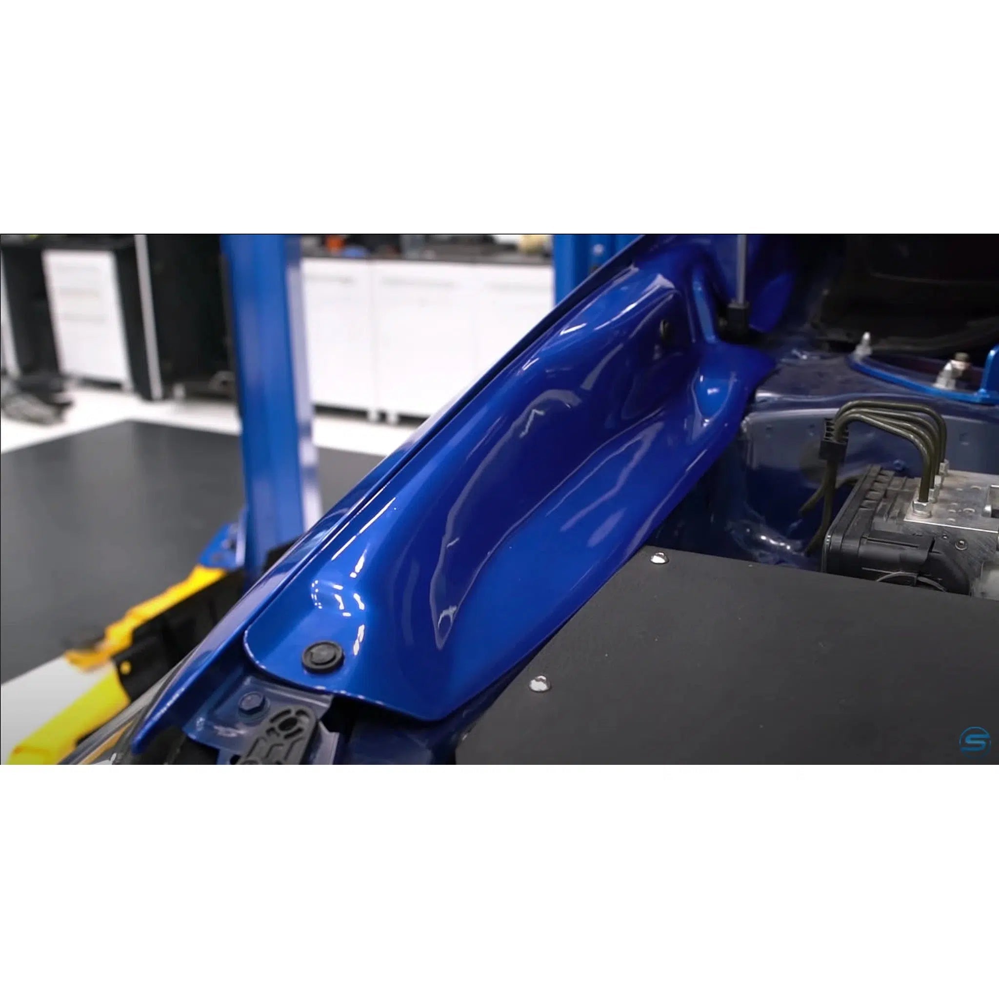 OLM Paint Matched Fender Shrouds Subaru WRX / STI 2015-2021 | A.70173.1