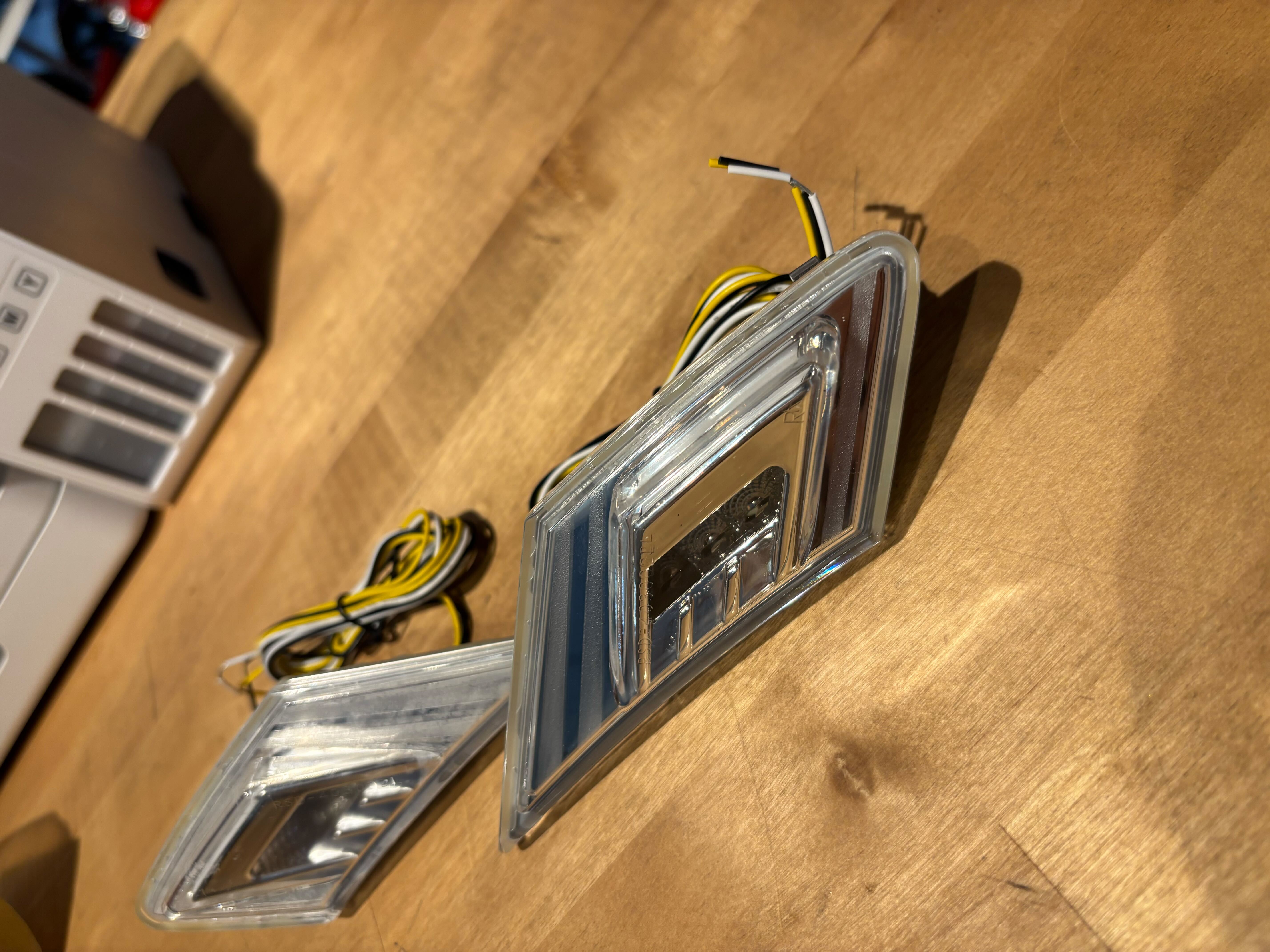 [OPEN BOX] GCS Sidemarker Lights Clear Scion FR-S / Subaru BRZ / Toyota 86 2013-2020 | 86SMCL - Default Title