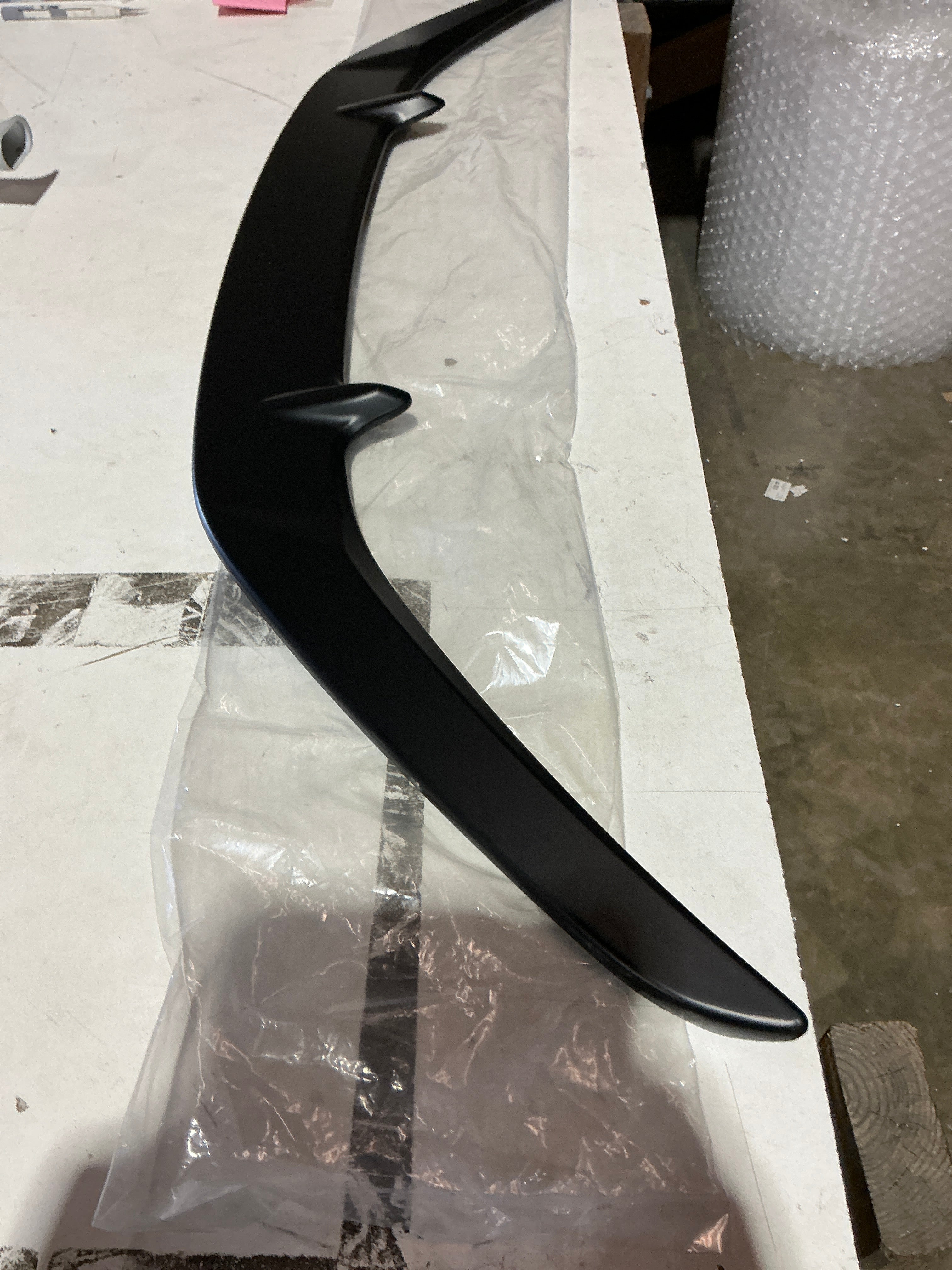 [OPEN BOX] Noble OE Style Spoiler Subaru BRZ / Toyota GR86 2022-2026 - Gloss Black - Matte Black