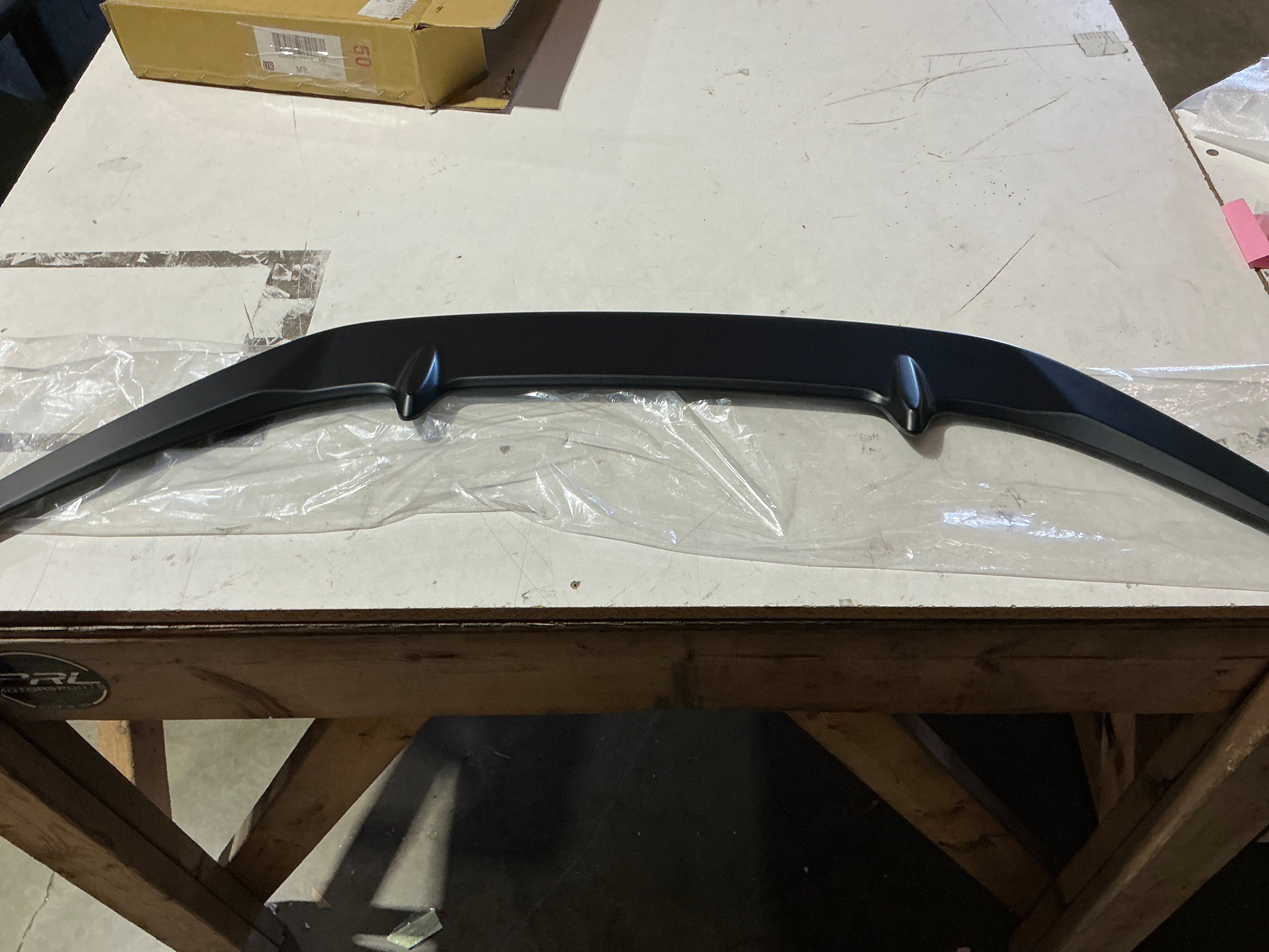 [OPEN BOX] Noble OE Style Spoiler Subaru BRZ / Toyota GR86 2022-2026 - Gloss Black - Matte Black